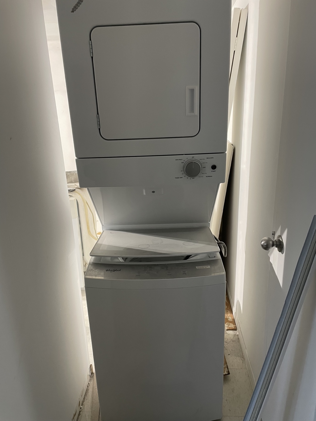 Whirlpool Stacked Washer/Dryer - photo 3