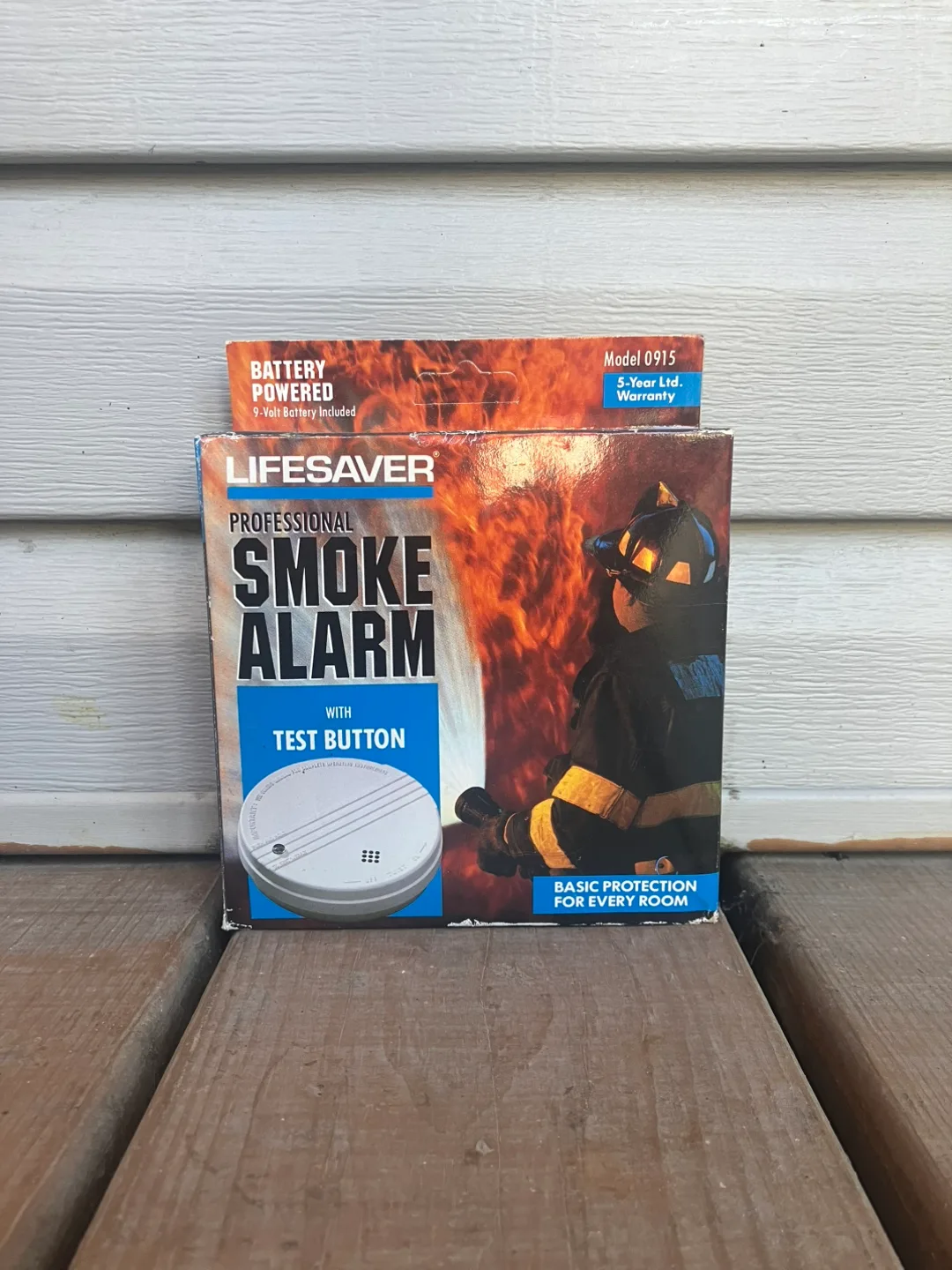 Lifesaver Professional Smoke Alarm With Test Button - Brand New thumbnail