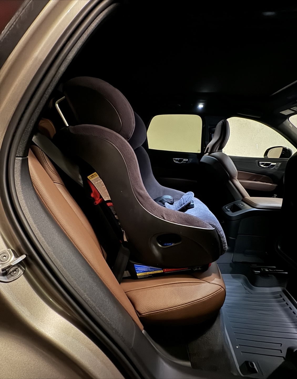 Clek Foonf Convertible Car Seat