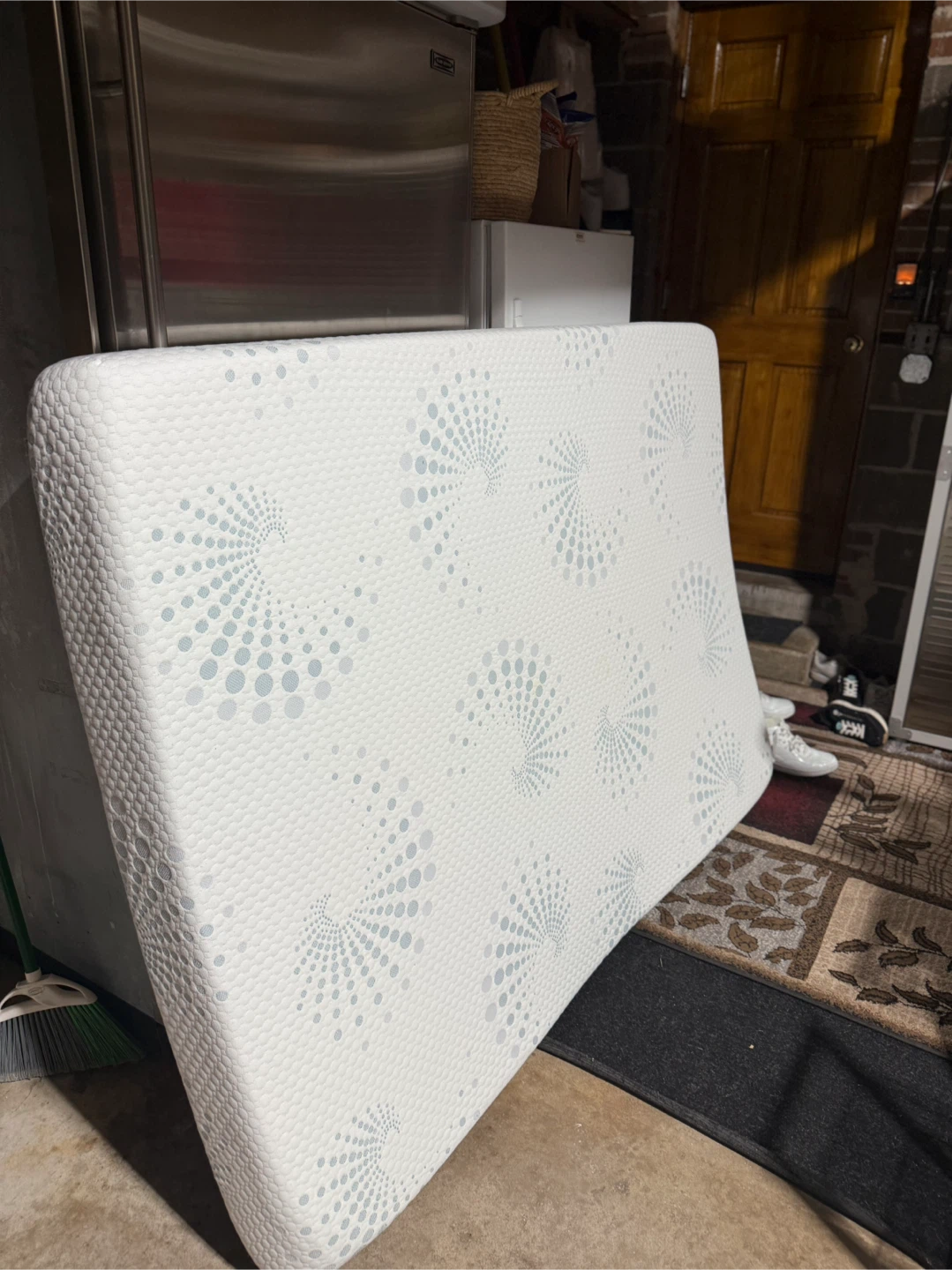 Full Size Mattress - Great Condition! - photo 2
