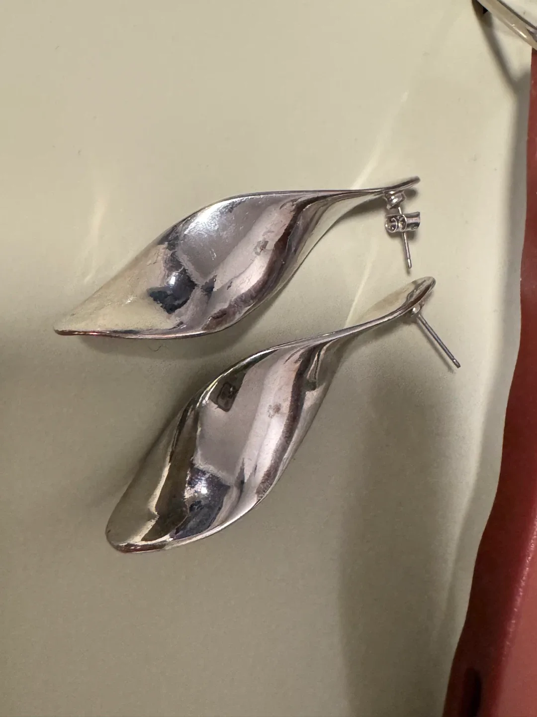 Silver Dangle Earrings image indicator(2)