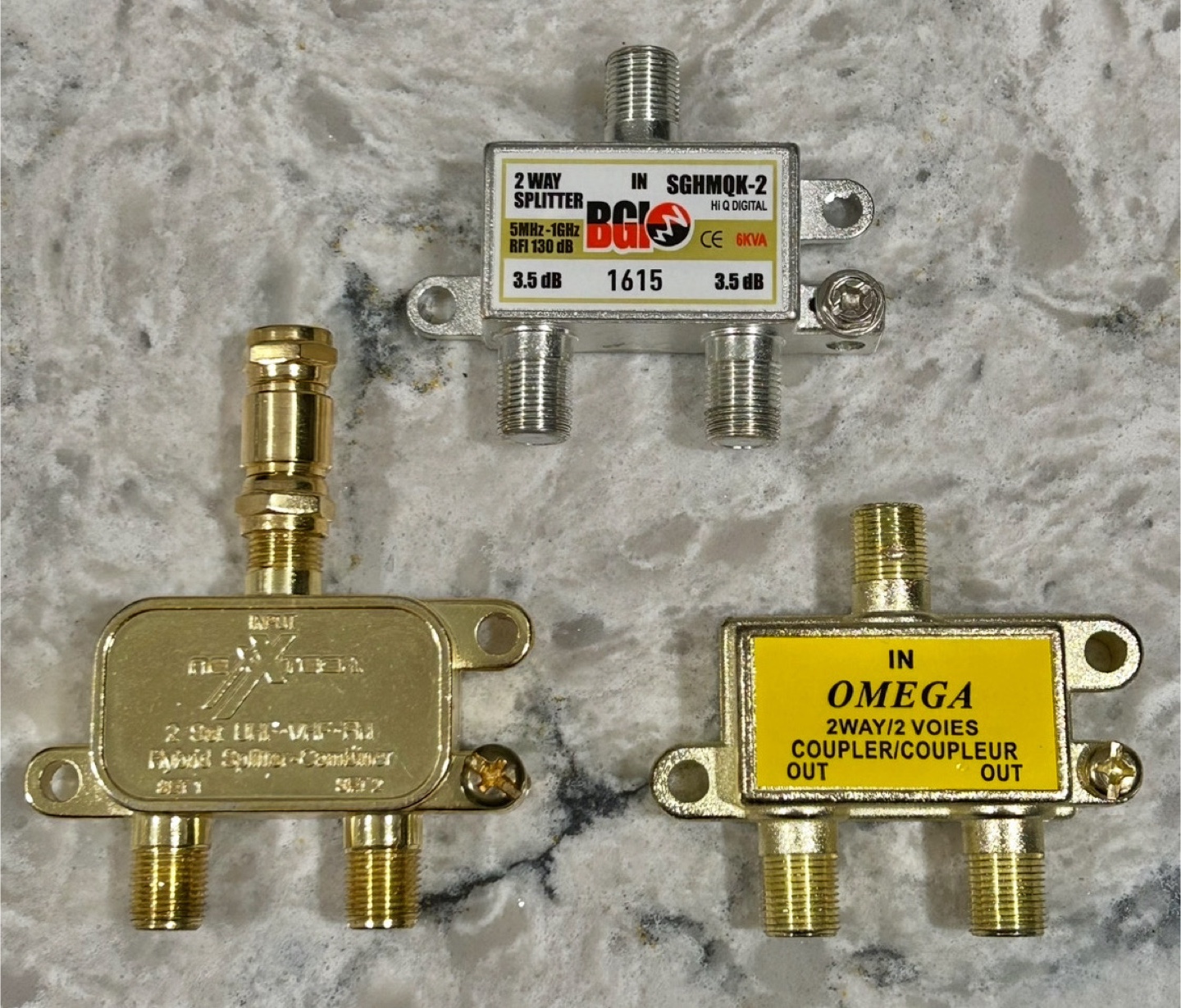Two-Way UHF-FM Coaxial Cable Splitters/Couplers