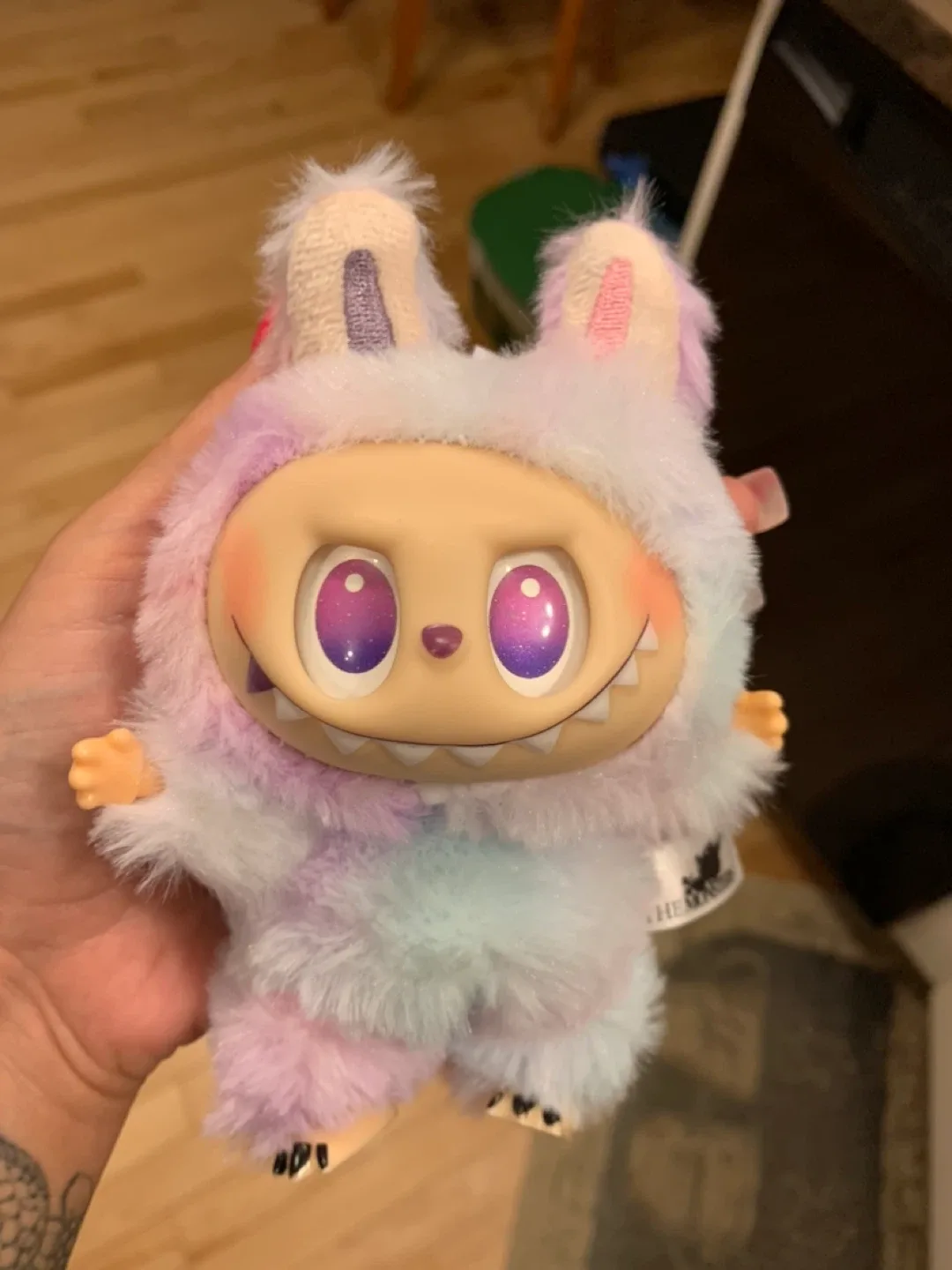 Pop Mart Big Into Energy  “Luck” Labubu image indicator(5)