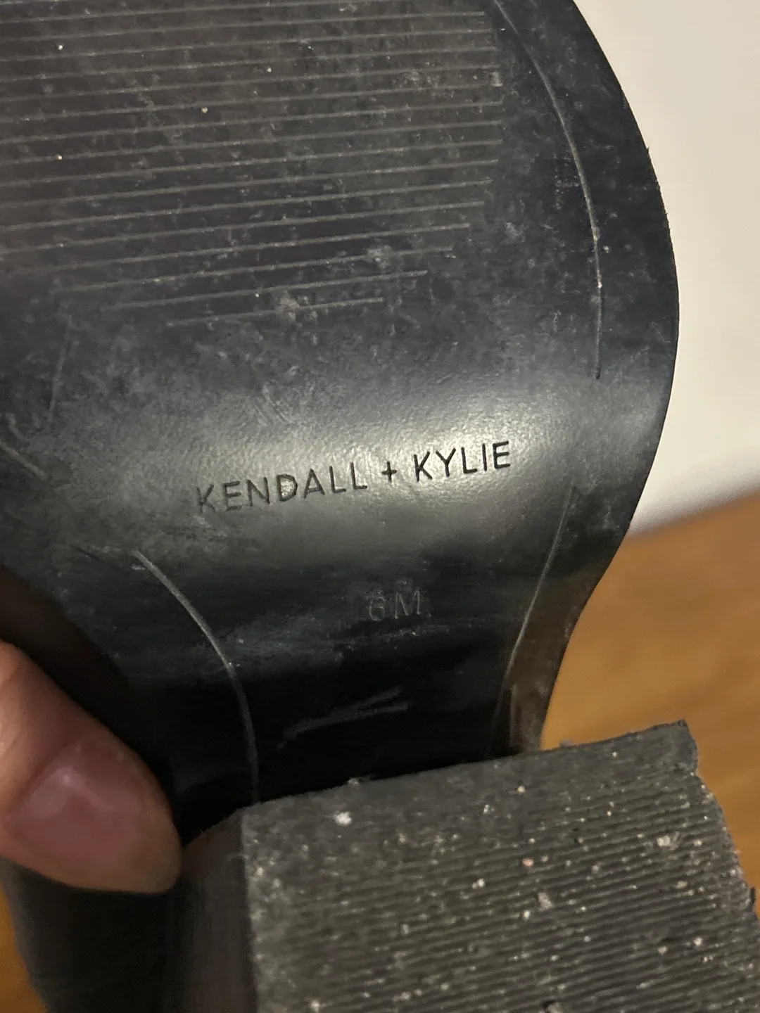 Kendall + Kylie Black Ankle Boots – Size 6 image indicator(3)