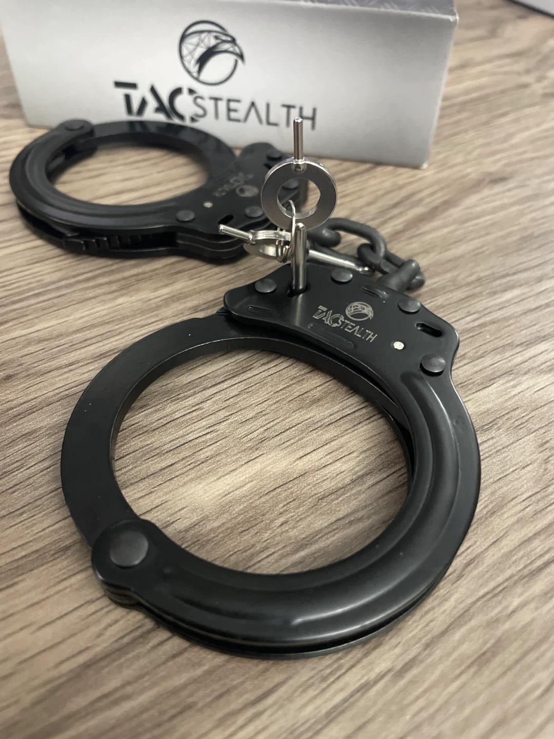 TAC Stealth Double Lock Handcuffs with Case - photo 2