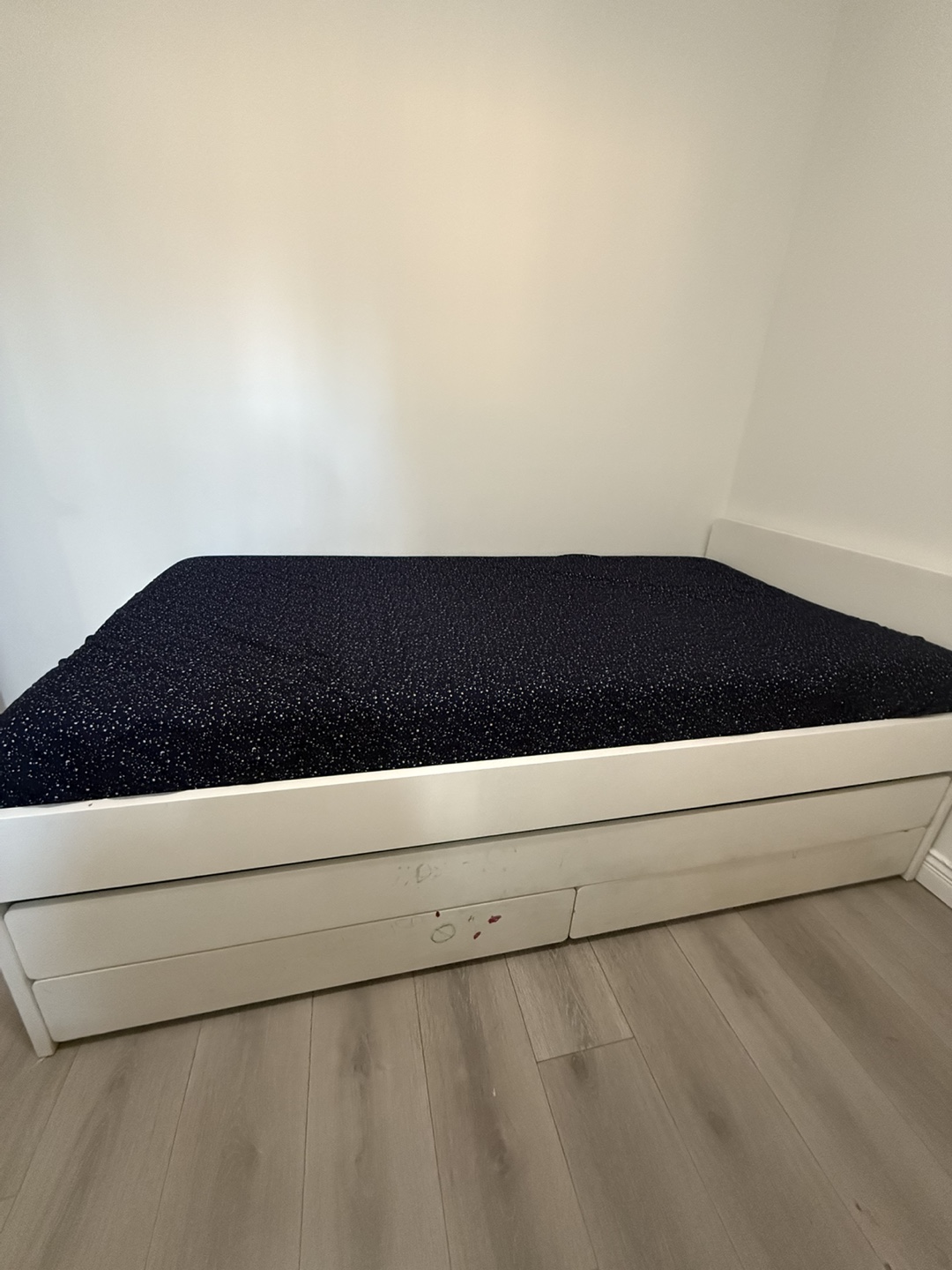 Twin beds sofa dining table from Amazon - photo 3
