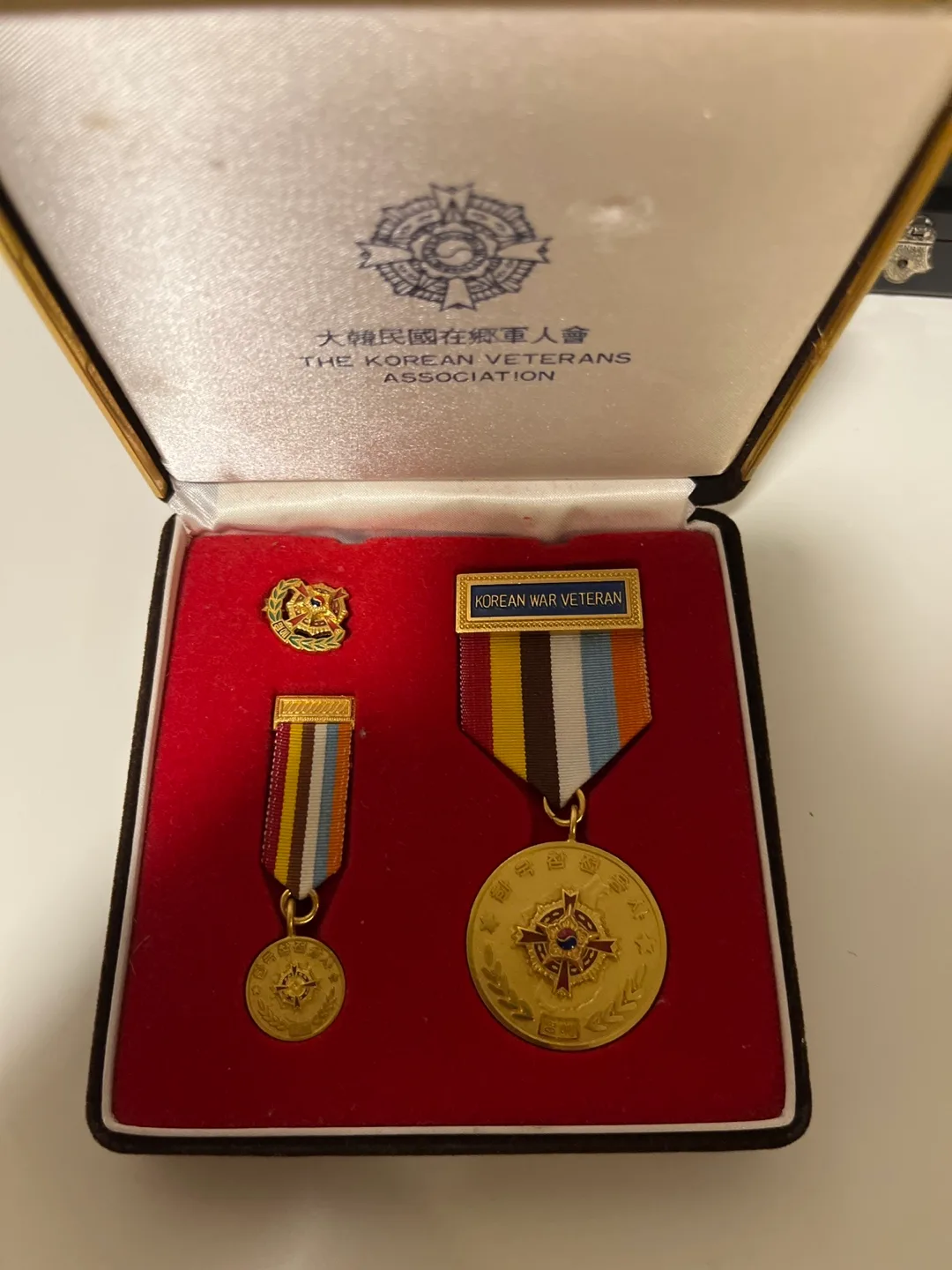 (SALE) The Korean veteran medal, EXTREMELY RARE!! thumbnail