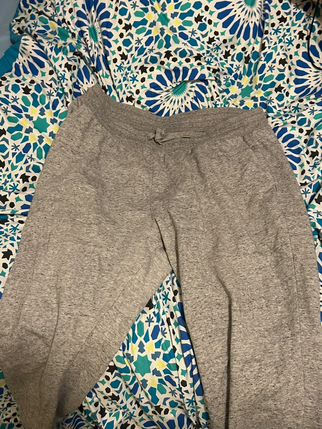 Old Navy Sweatpants thumbnail