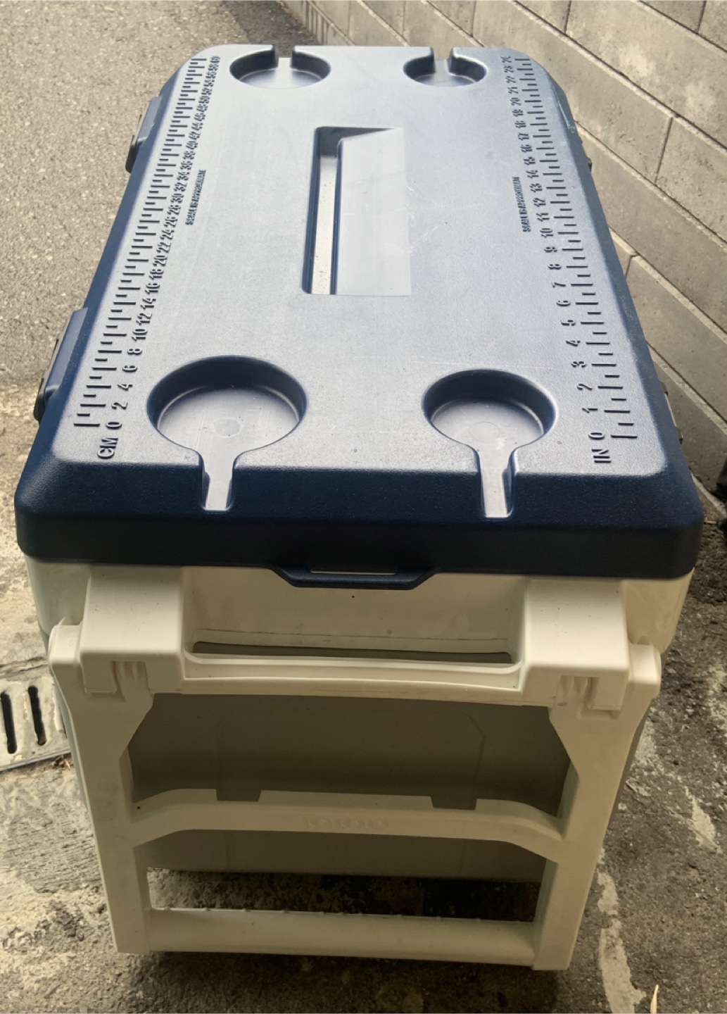 Igloo Latitude 90 Roller Cooler - photo 3