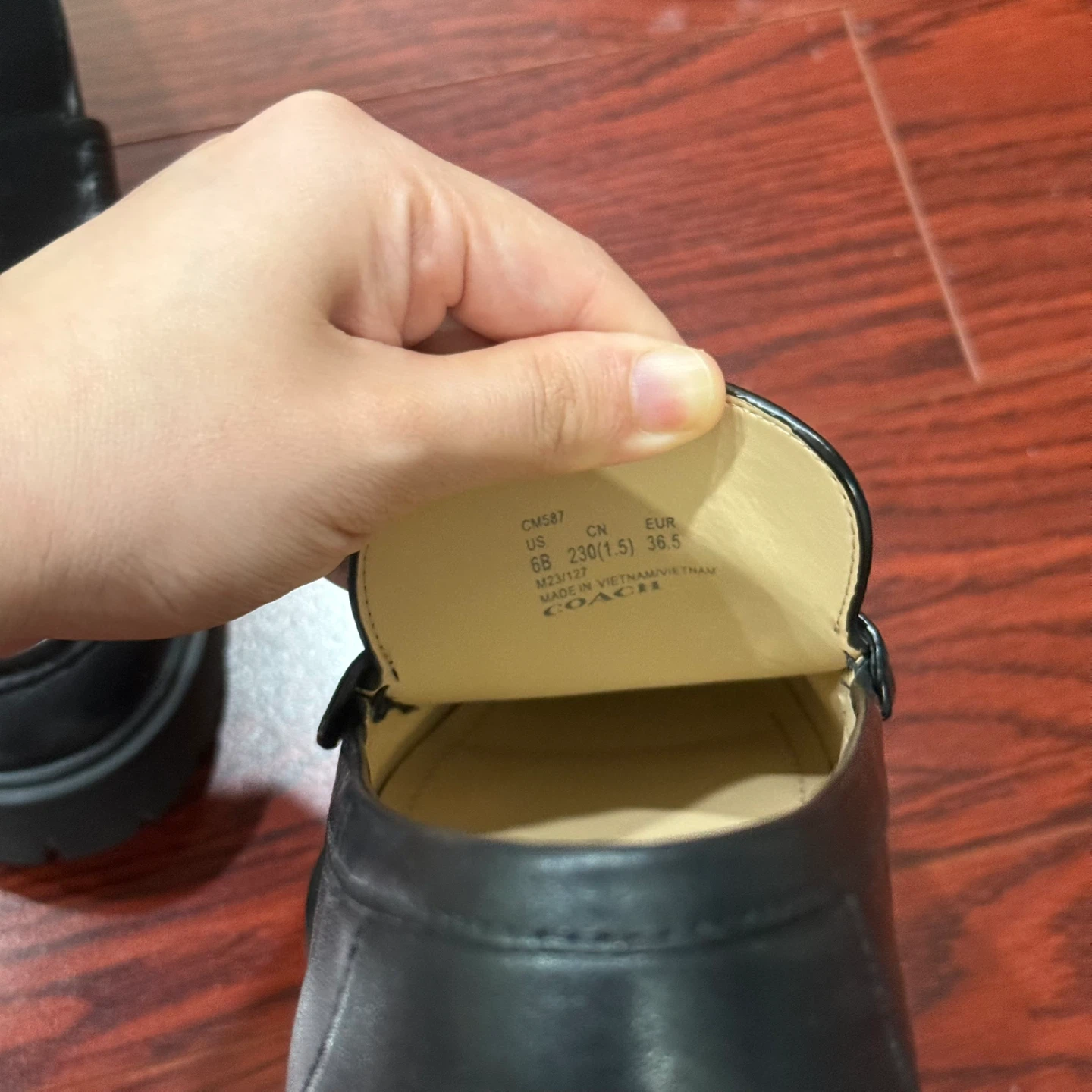 Coach Black Leather Loafers - photo 3