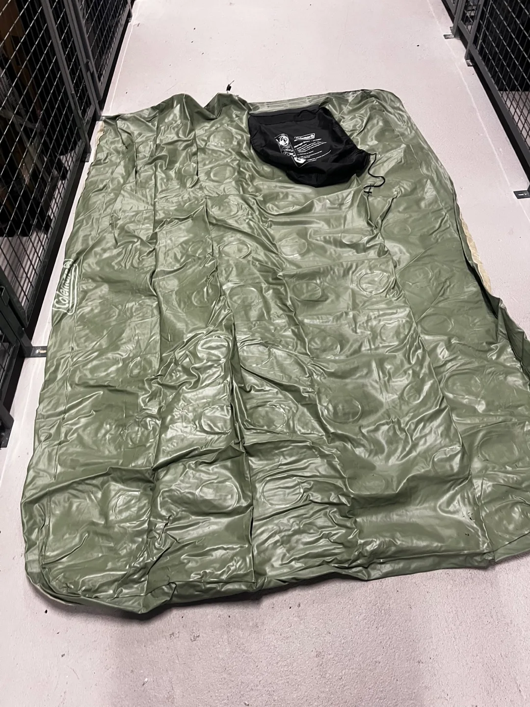 Coleman Queen Size Double-High Airbed thumbnail