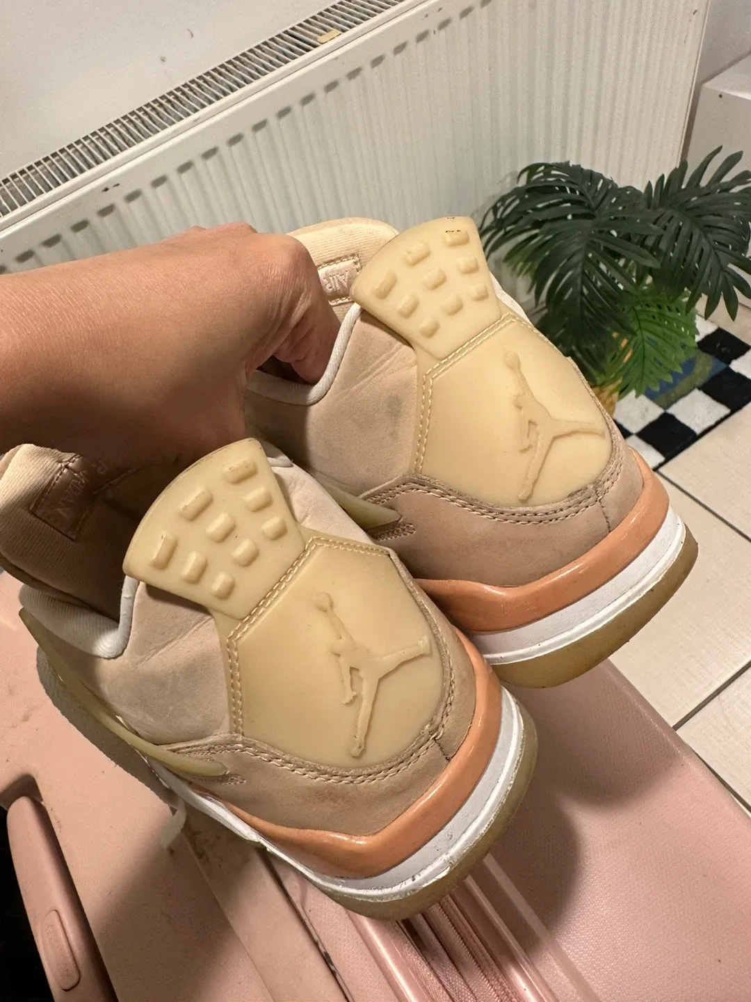 Jordan 4 Retro SE 'Craft' Photon Dust Shoes image indicator(6)