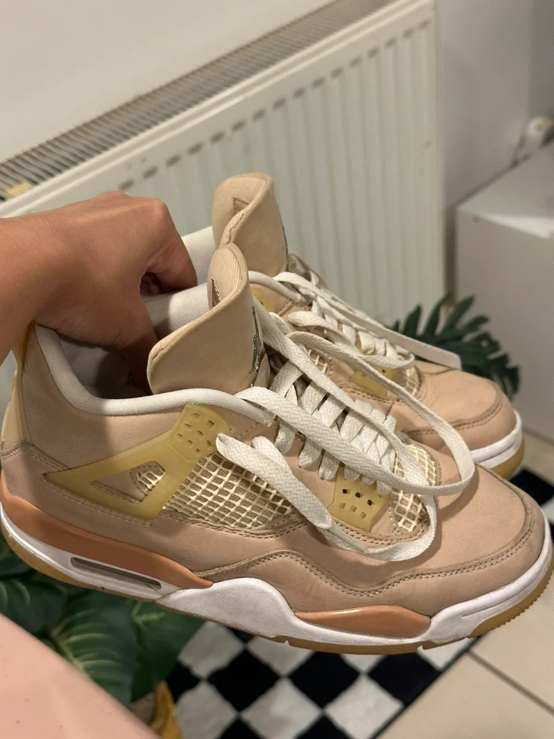 Jordan 4 Retro SE 'Craft' Photon Dust Shoes image indicator(8)