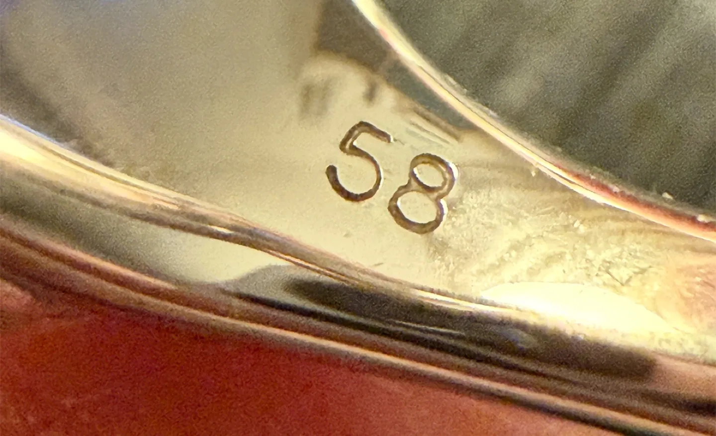 Swarovski Crystal Fashion Ring image indicator(7)