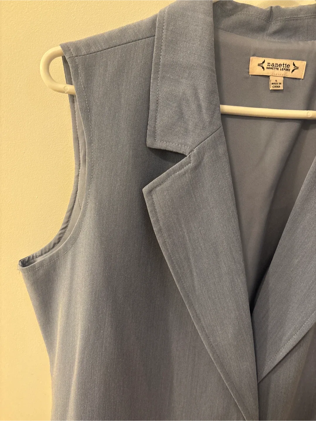 Nanette Lepore Sleeveless  Blazer Vest - Size L New With Tags image indicator(5)