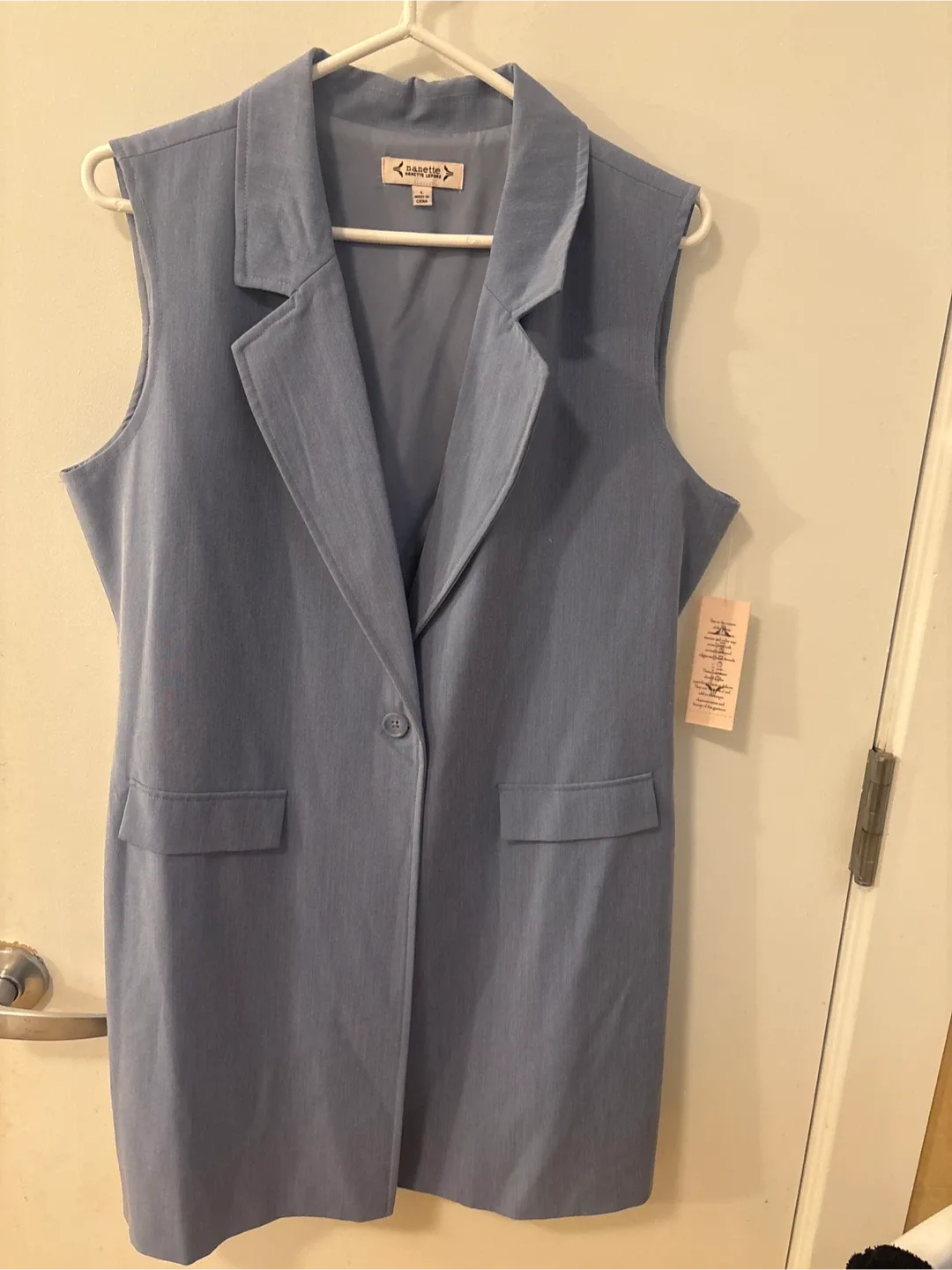 Nanette Lepore Sleeveless  Blazer Vest - Size L New With Tags image indicator(9)