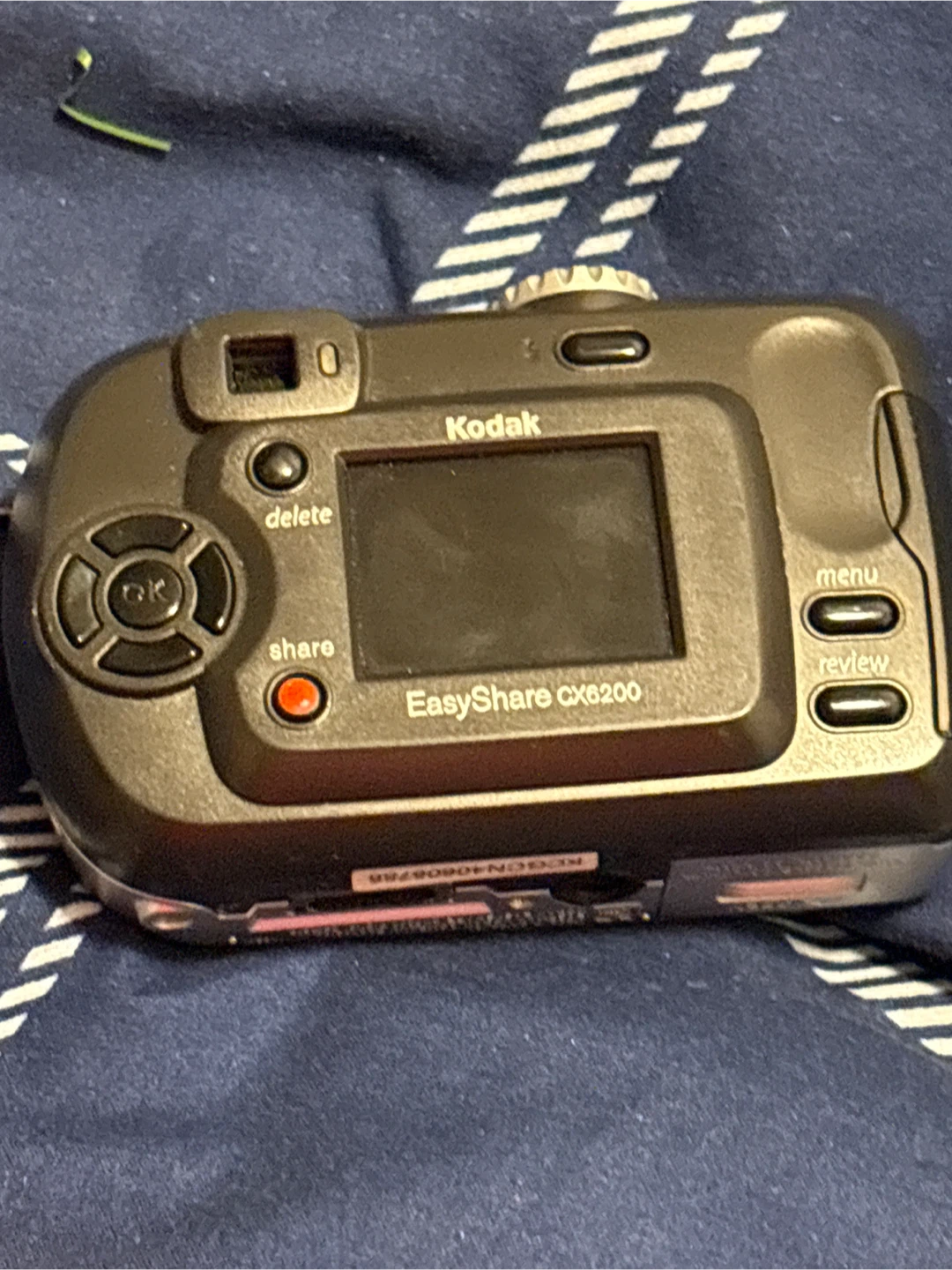 Kodak EasyShare CX6200 Camera - photo 2