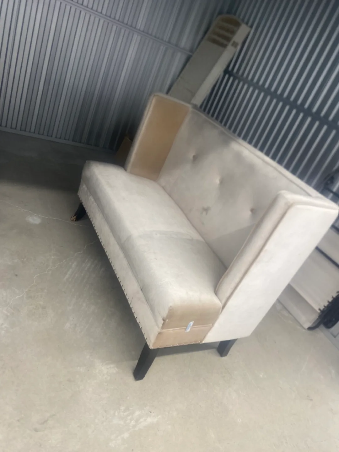 Small entrance couch thumbnail