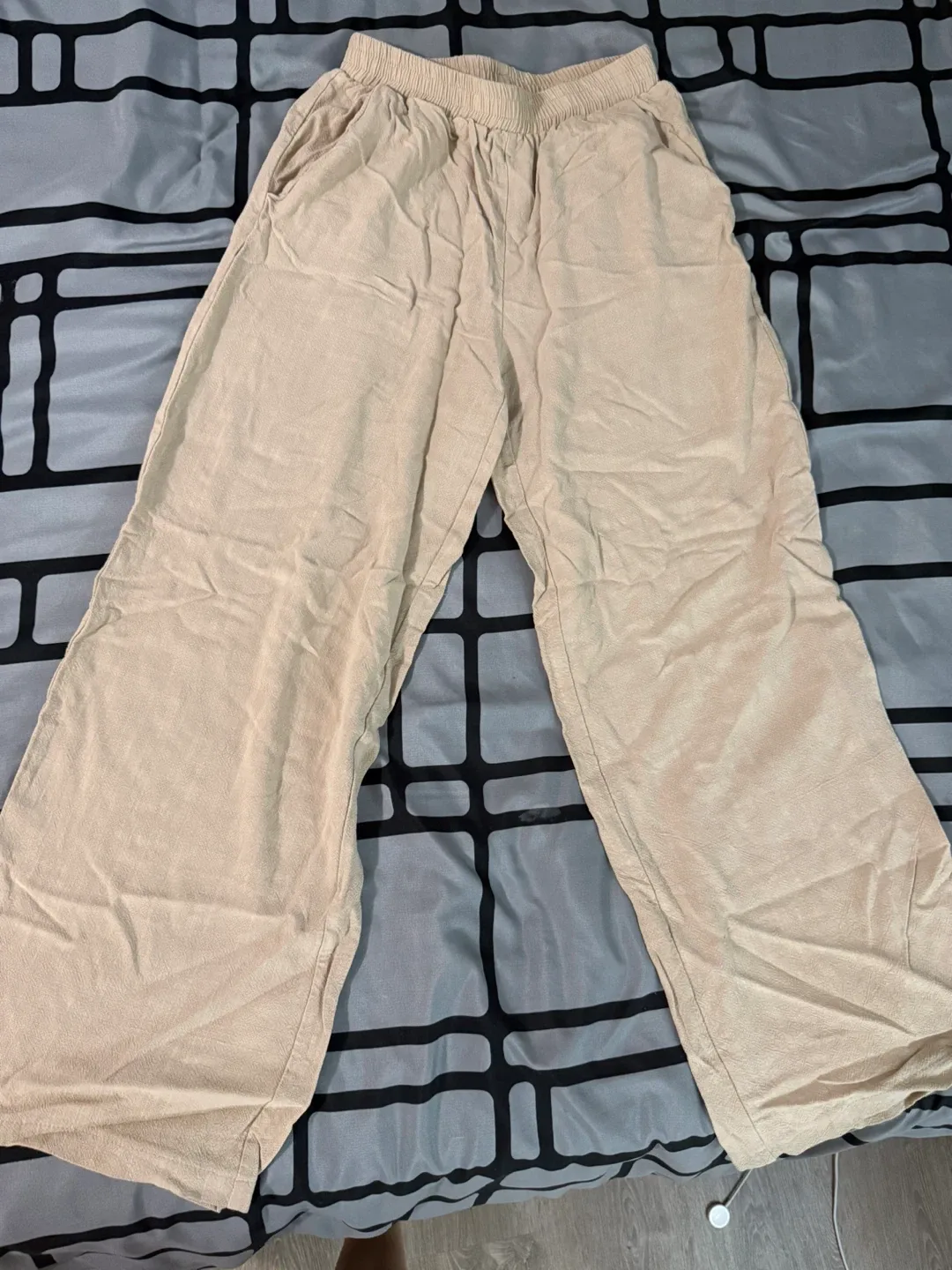 SHEIN EZwear Wide Leg Pants - Size XS thumbnail
