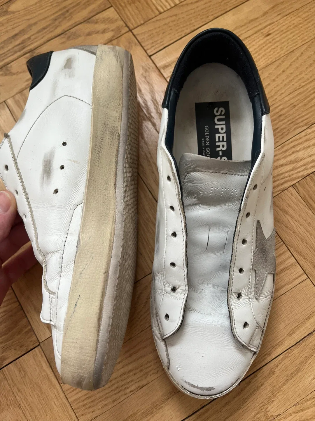 Golden Goose Women’s Sneakers image indicator(2)