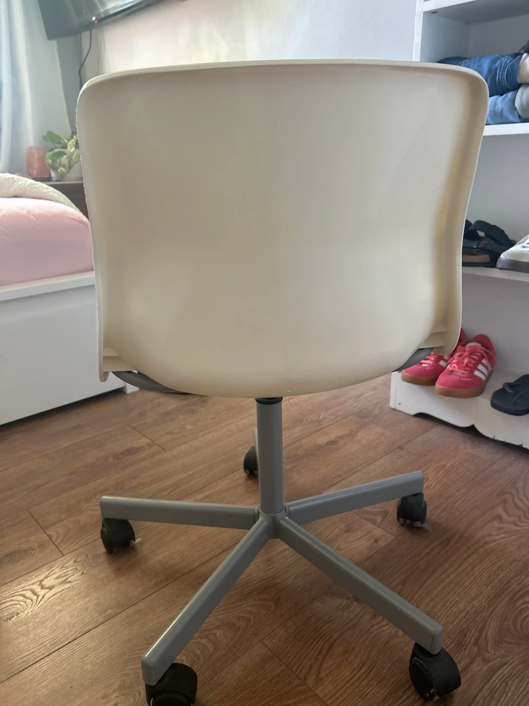 White IKEA Office Chair - photo 2