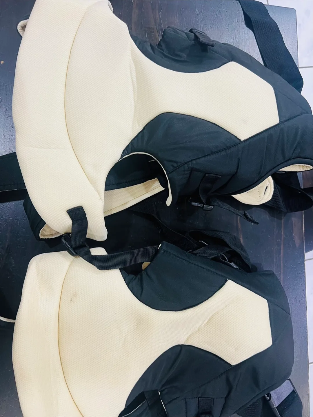 Baby Carrier - Black and Beige 40$ each thumbnail