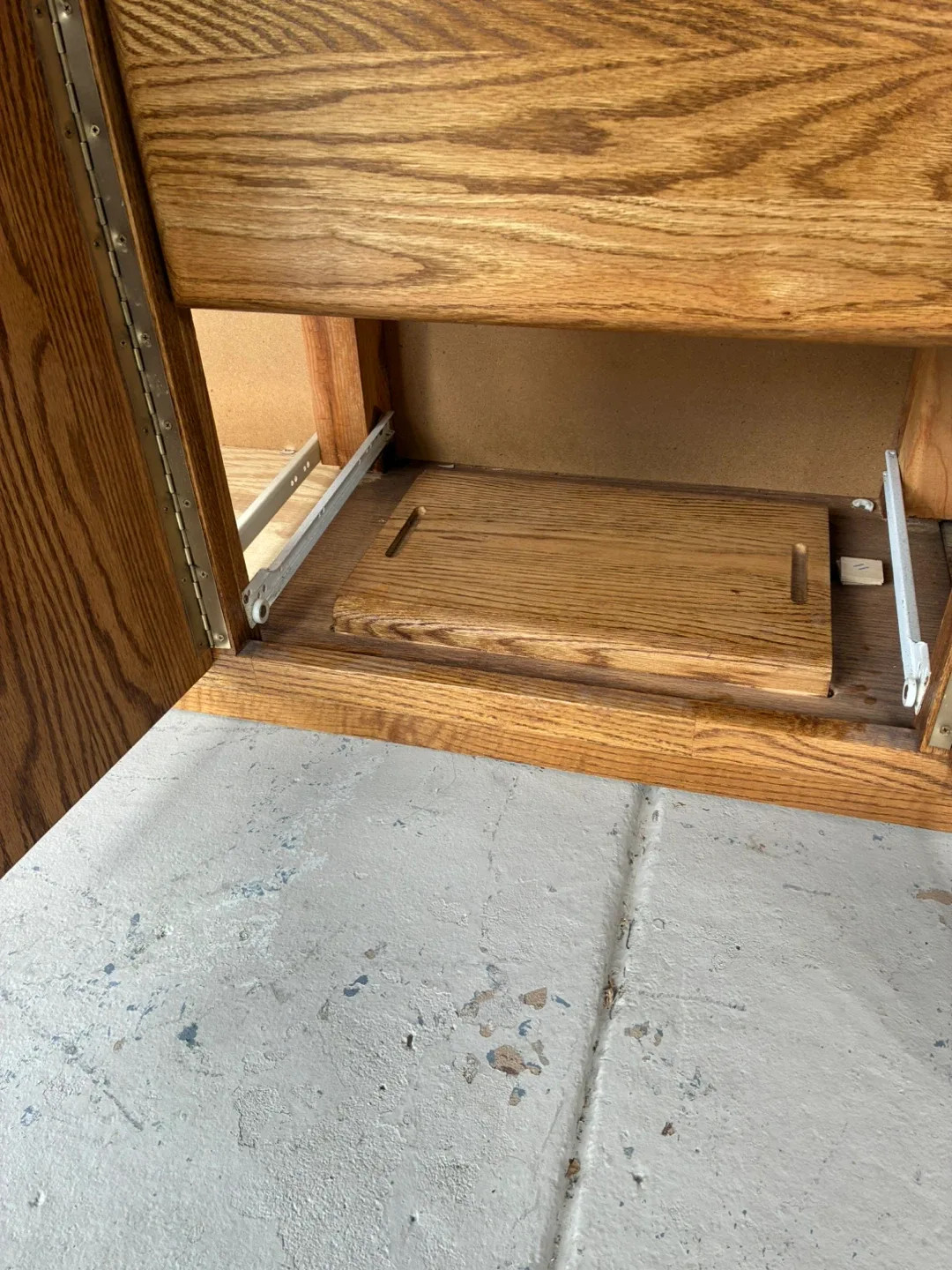 Vintage BRBC Wood Dresser image indicator(6)