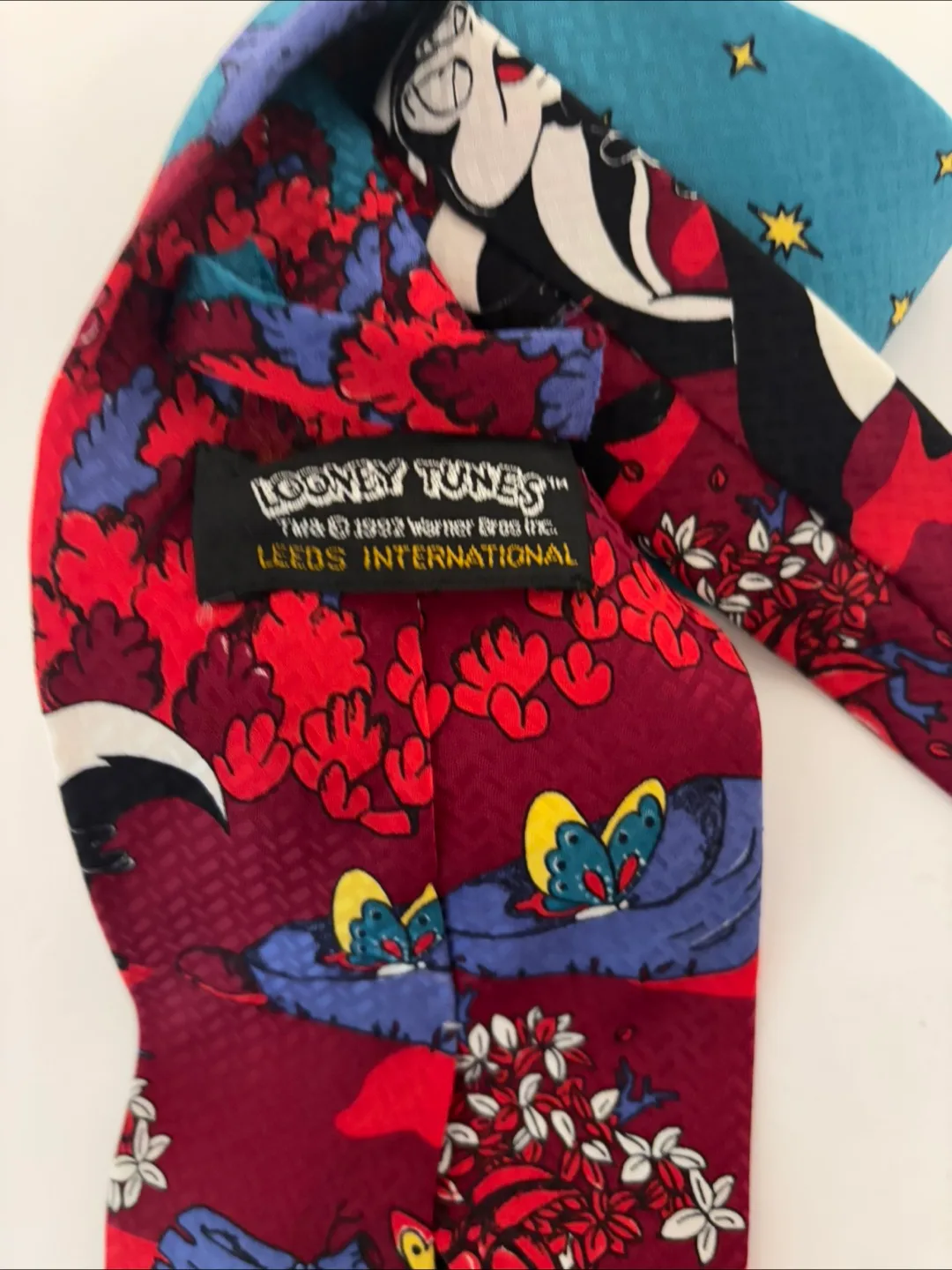 Vintage Looney Tunes Pepe Le Pew Silk Tie image indicator(3)
