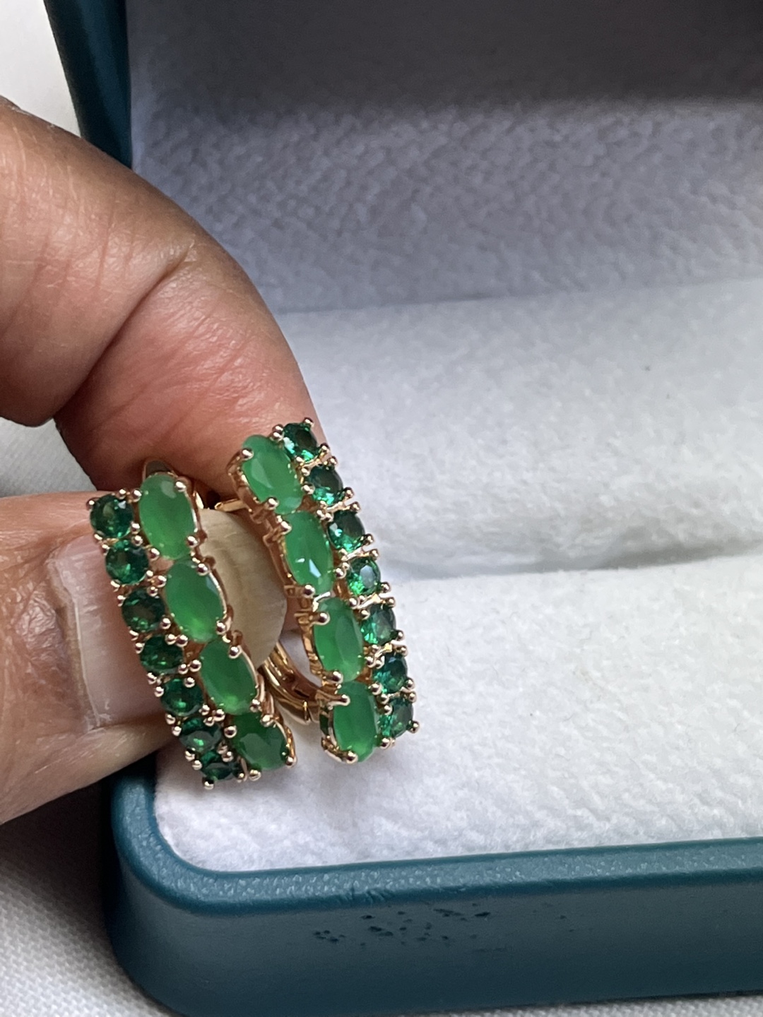 14k stimulated jade oval stone earrings - photo 5