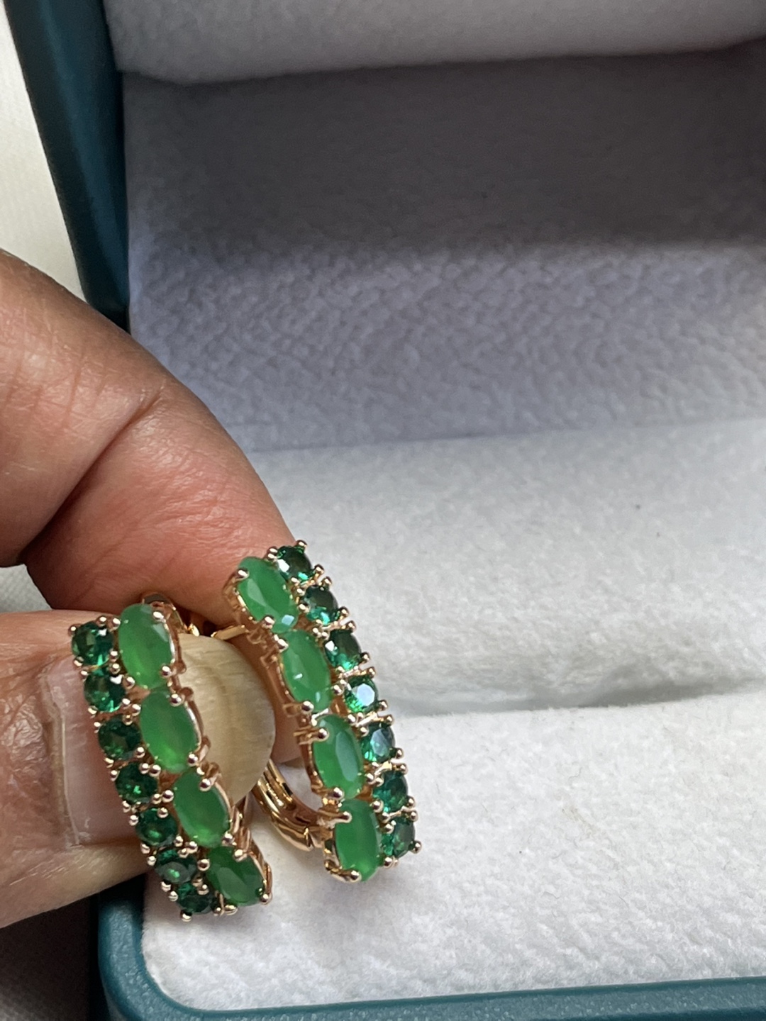 14k stimulated jade oval stone earrings - photo 4