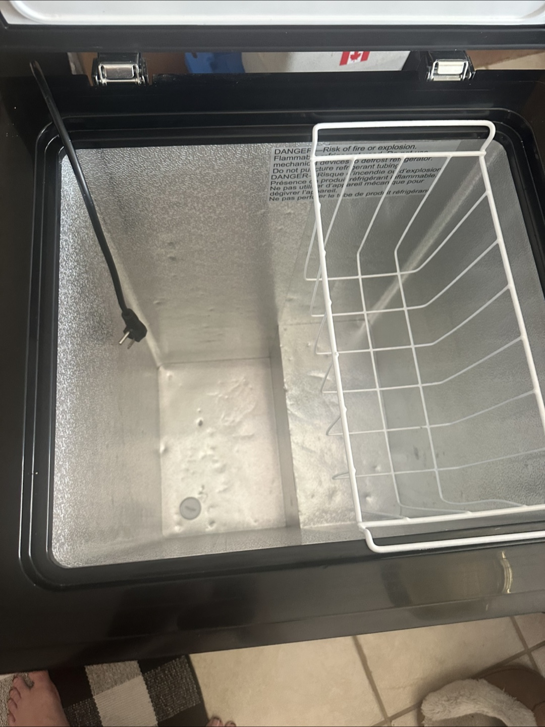 Arctic King Chest Freezer - Model AC35ESKCR1RCM - photo 4