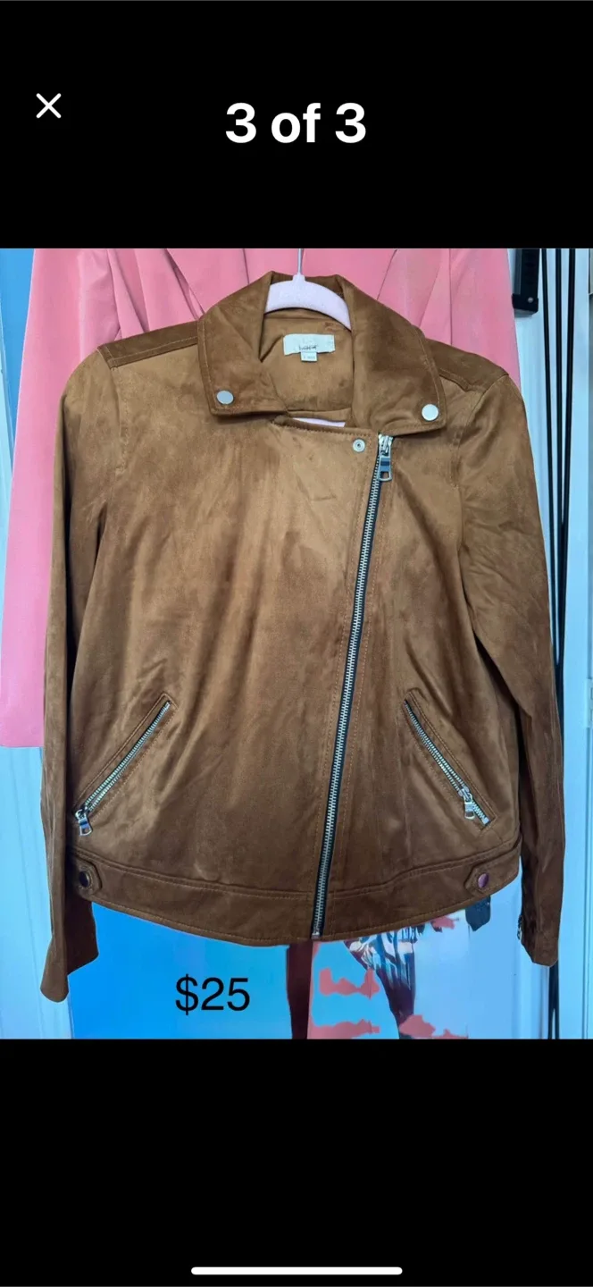 Assorted Women's Jackets image indicator(2)