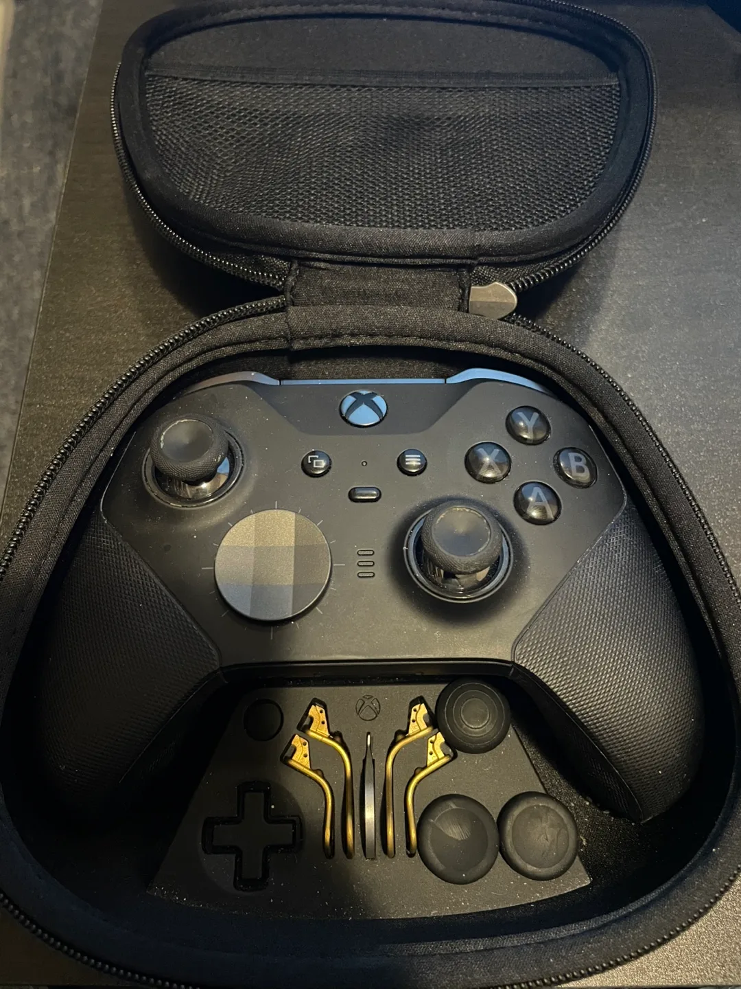 Xbox Elite Series 2 Controller thumbnail