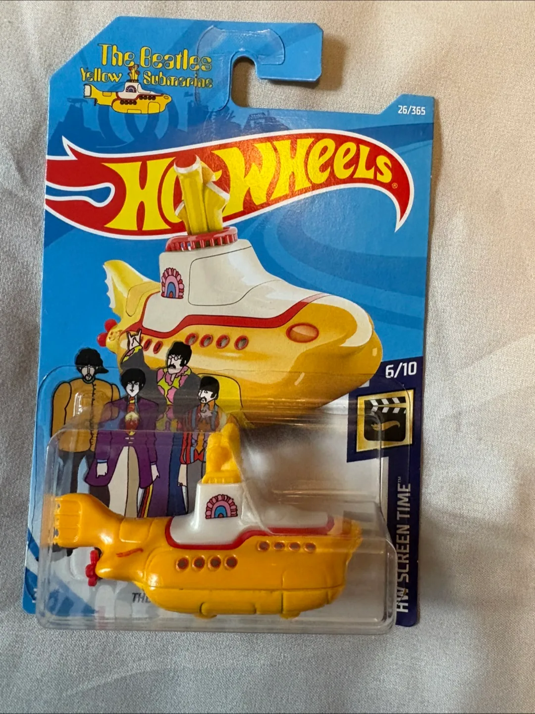 Hot Wheels The Beatles Yellow Submarine image indicator(3)