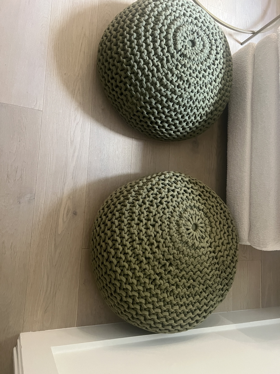 Green Knitted Pouf Ottoman - photo 3