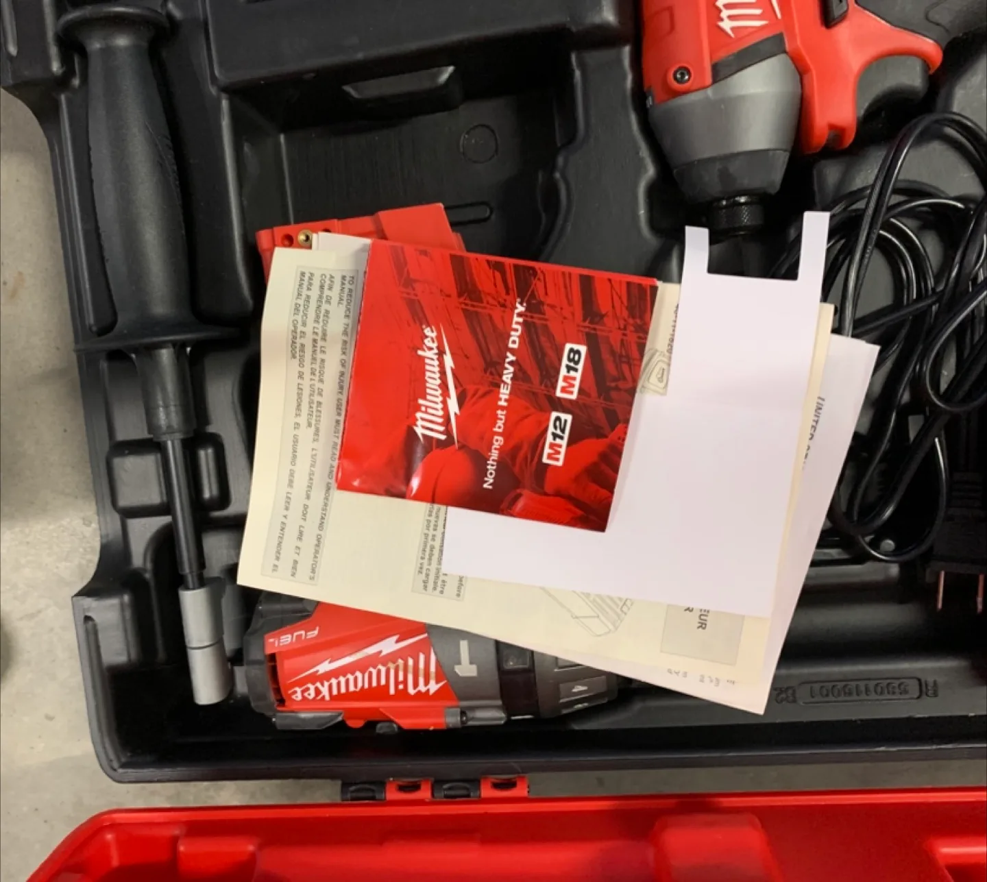 Milwaukee M18 FUEL 2-Tool Combo Kit w/ Circular Saw Tool 7 1/4” image indicator(4)