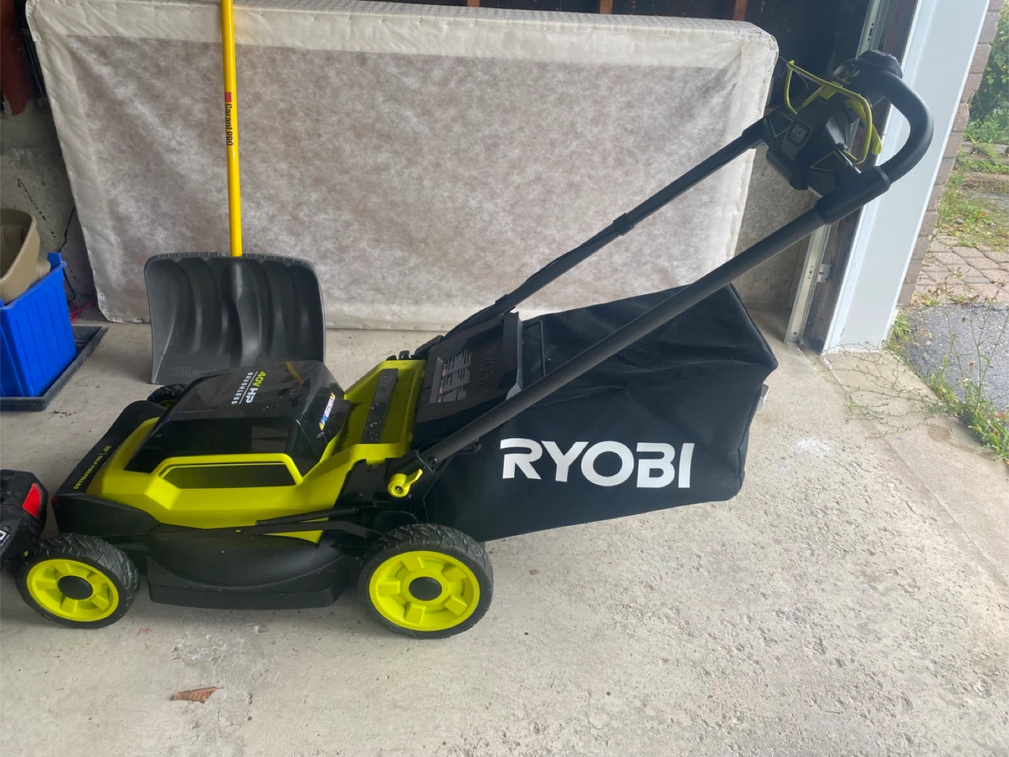 Ryobi 40V 20" Cordless Lawn Mower