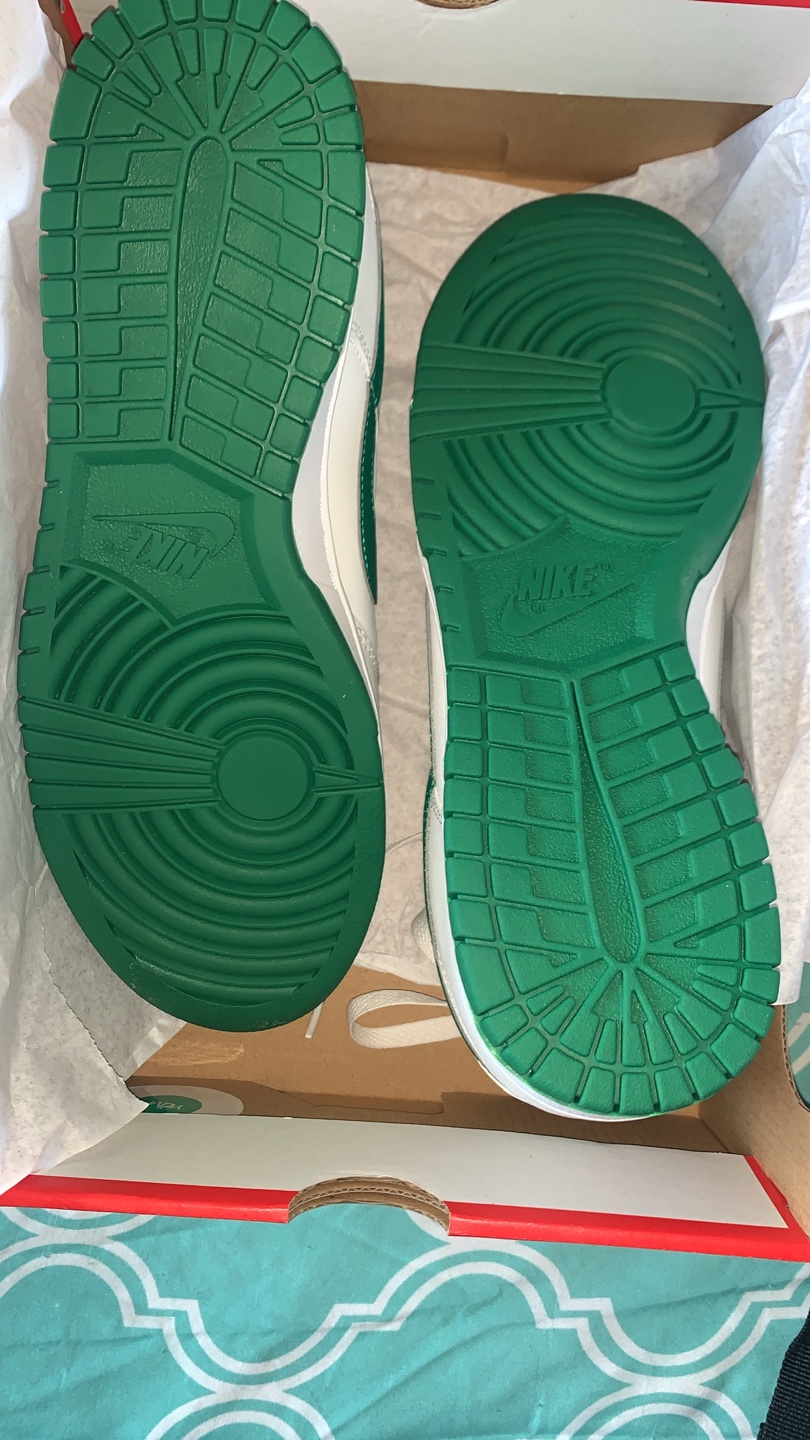 Brand new men’s Nike Dunk Low Retro White/Green Size 10 Men's - photo 4