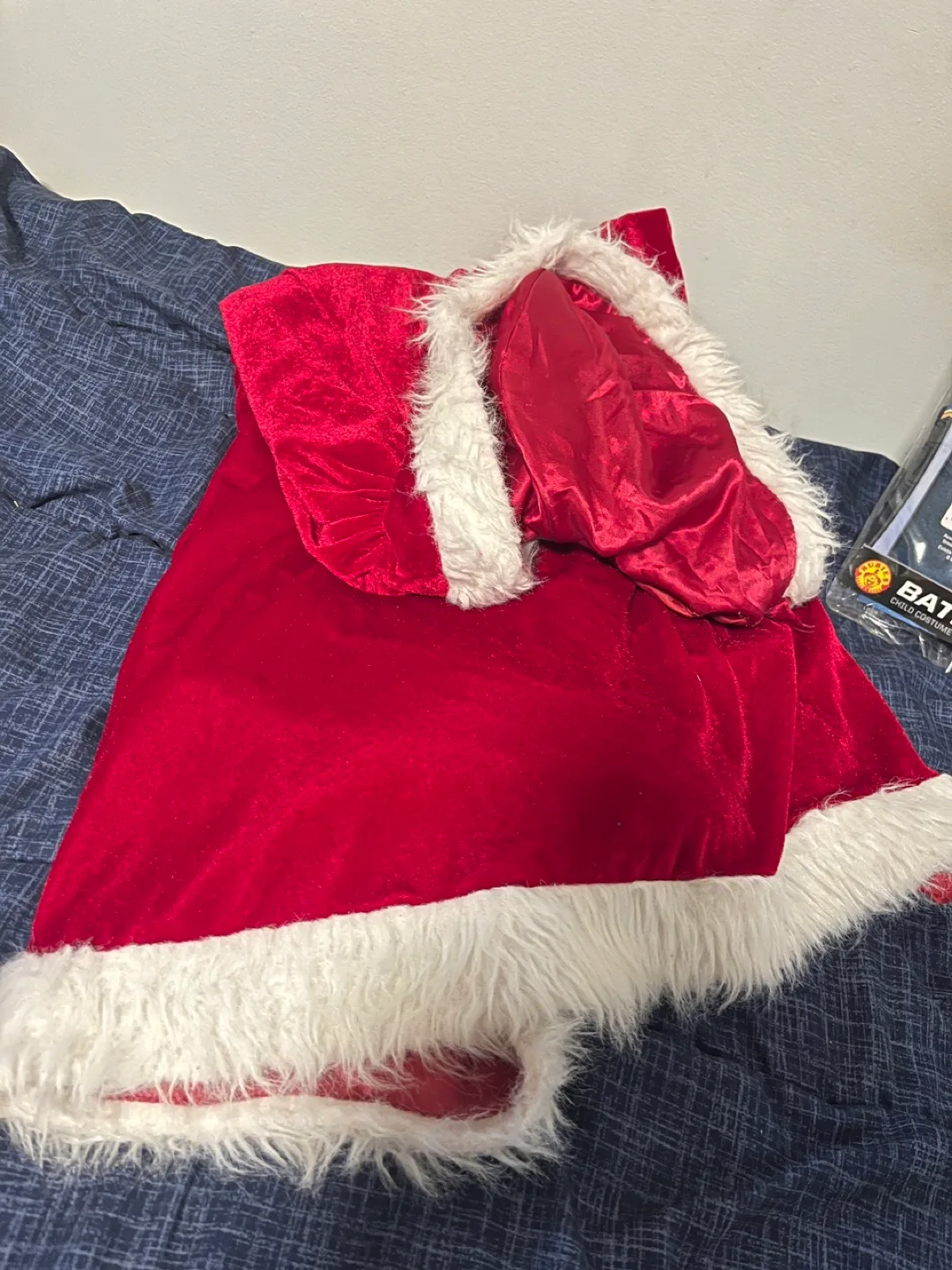 Kids' Five Nights at Freddy's Montgomery Gator Costume image indicator(6)