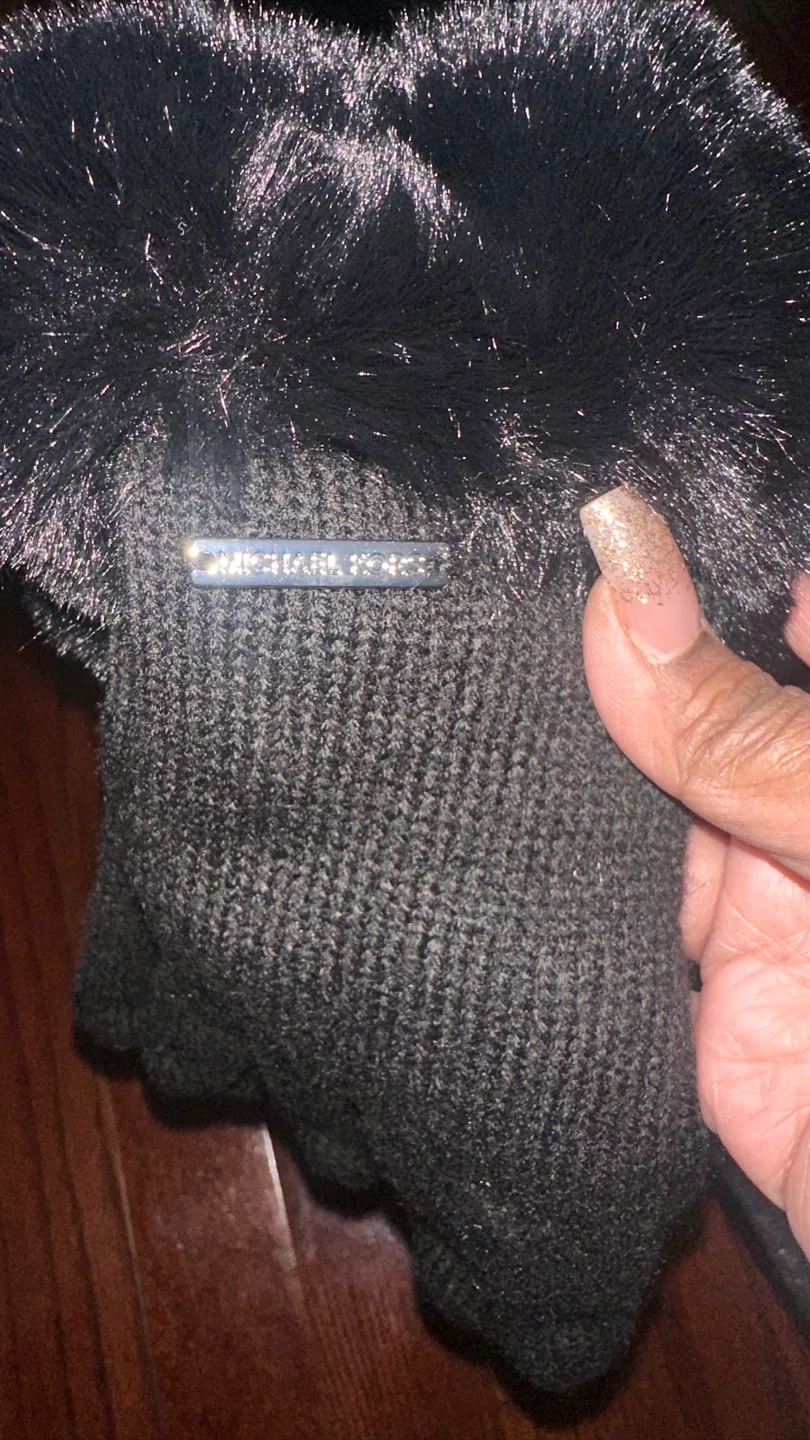 Michael Kors Black Fur Cuff Gloves image indicator(2)