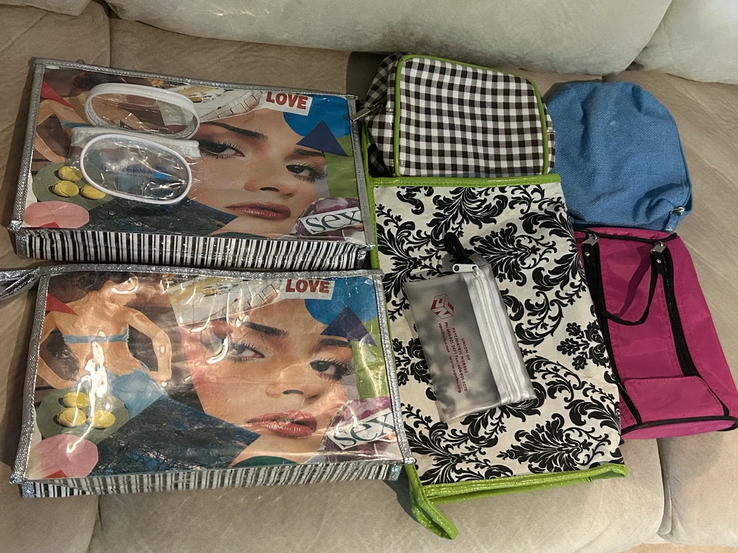 Assorted Cosmetic & Travel Bags thumbnail