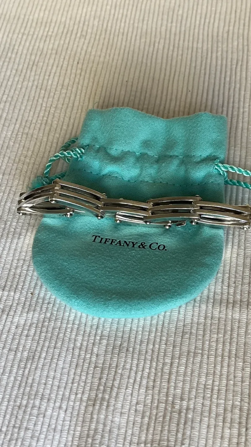 Tiffany & Co. 925 Silver Bracelet image indicator(5)