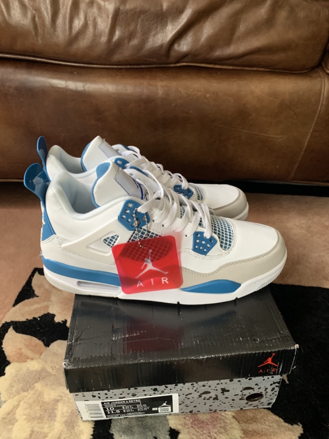 Jordan 4 Retro White/Blue Shoes, Size 10 - photo 2