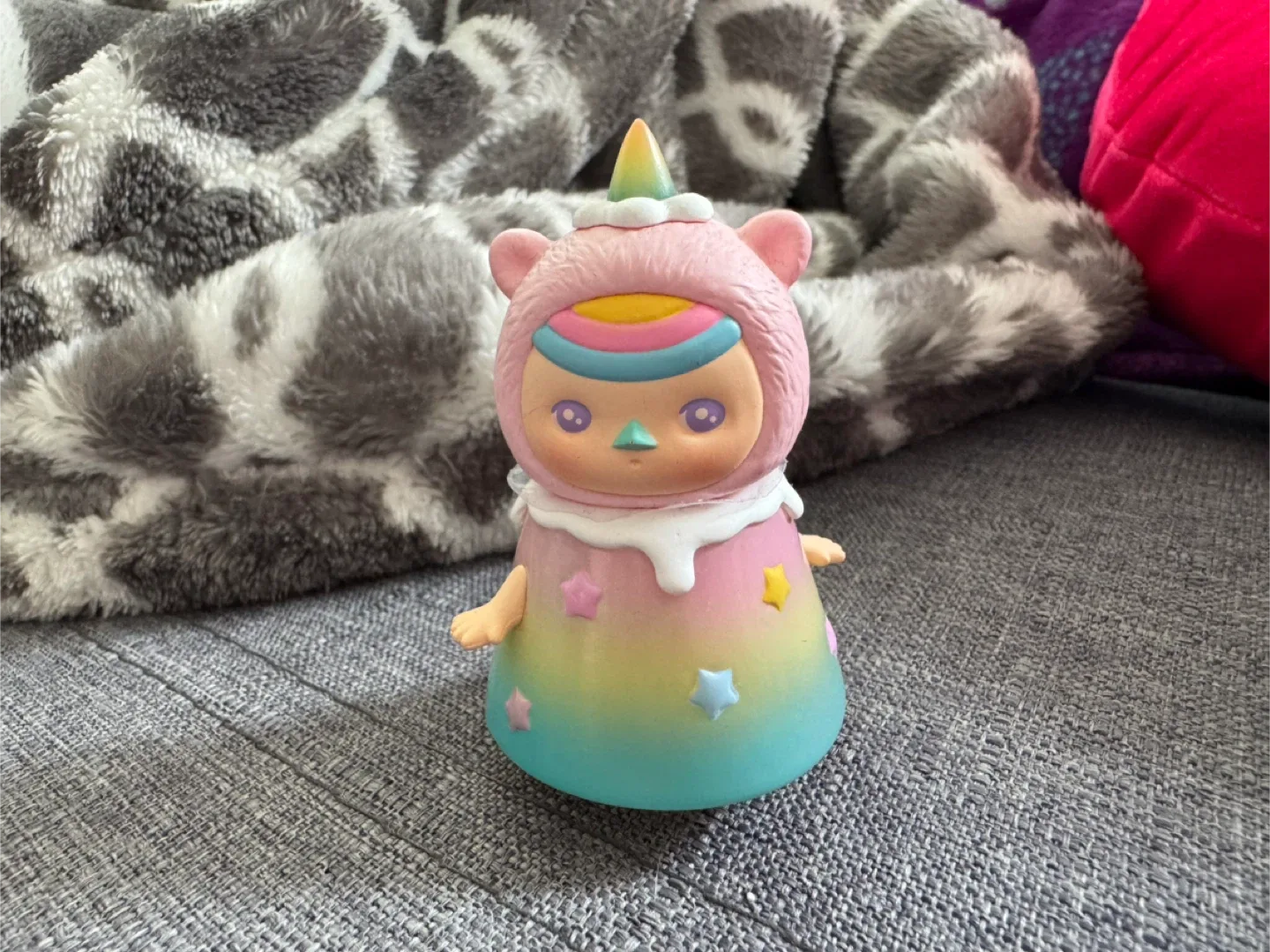 Pop Mart Pucky figurine thumbnail