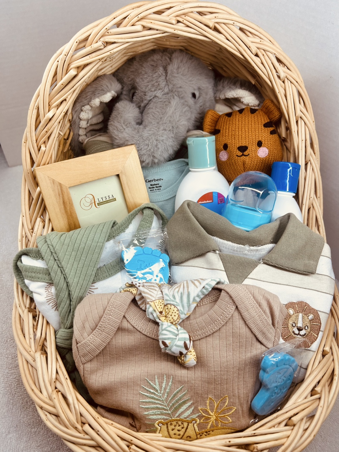 $1 Baby Gift Baskets Made to Order/Canastas Creadas Por Orden
