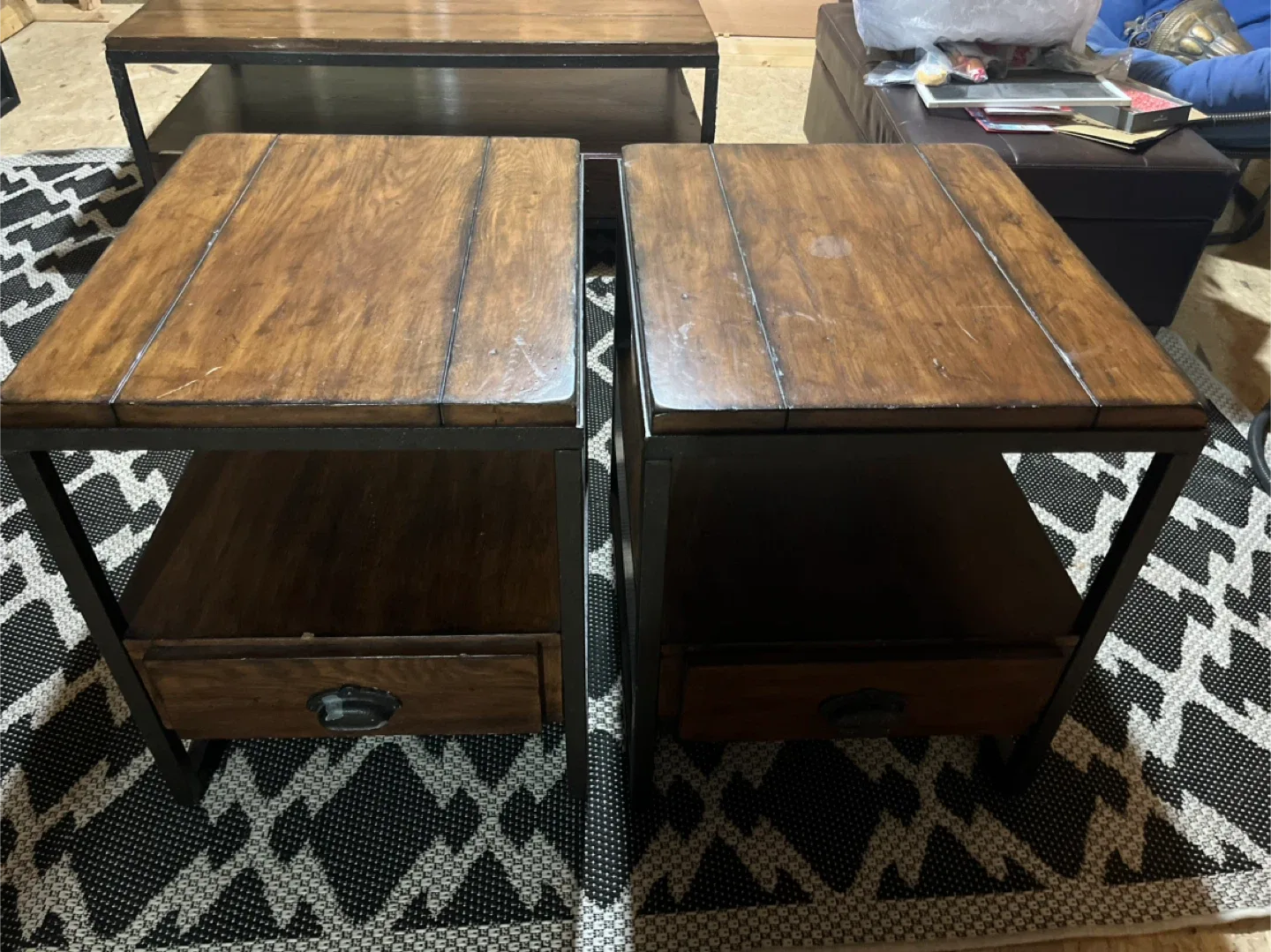 Coffee Table plus 2 Side Tables with Drawers image indicator(6)