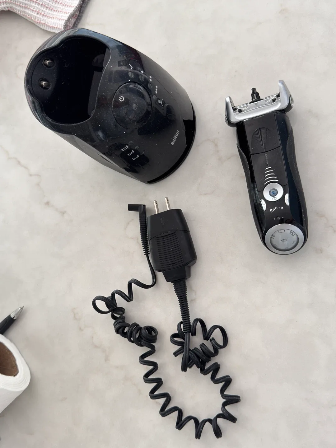 Braun Series 7 Electric Shaver thumbnail