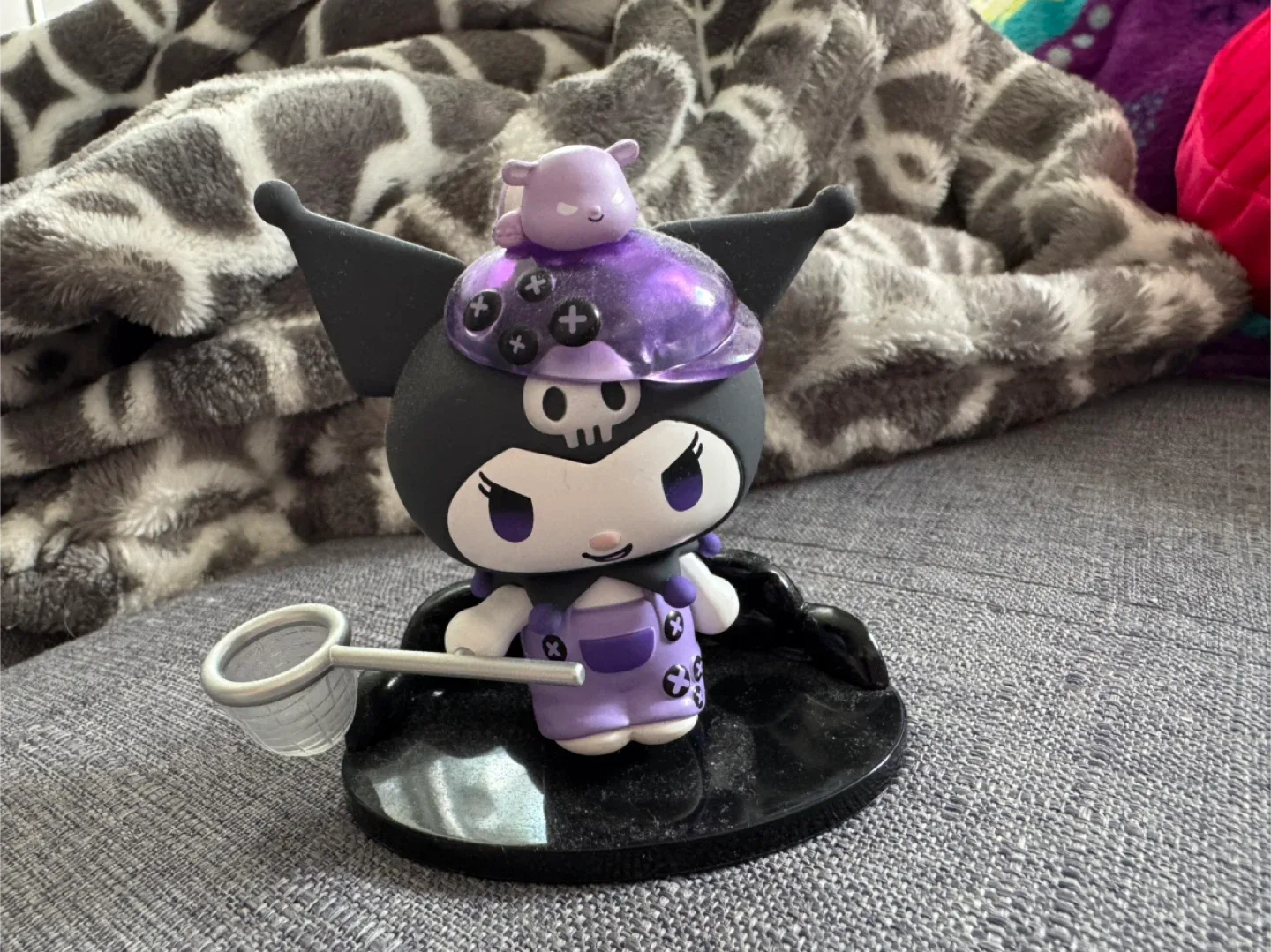Sanrio kuromi figurine thumbnail