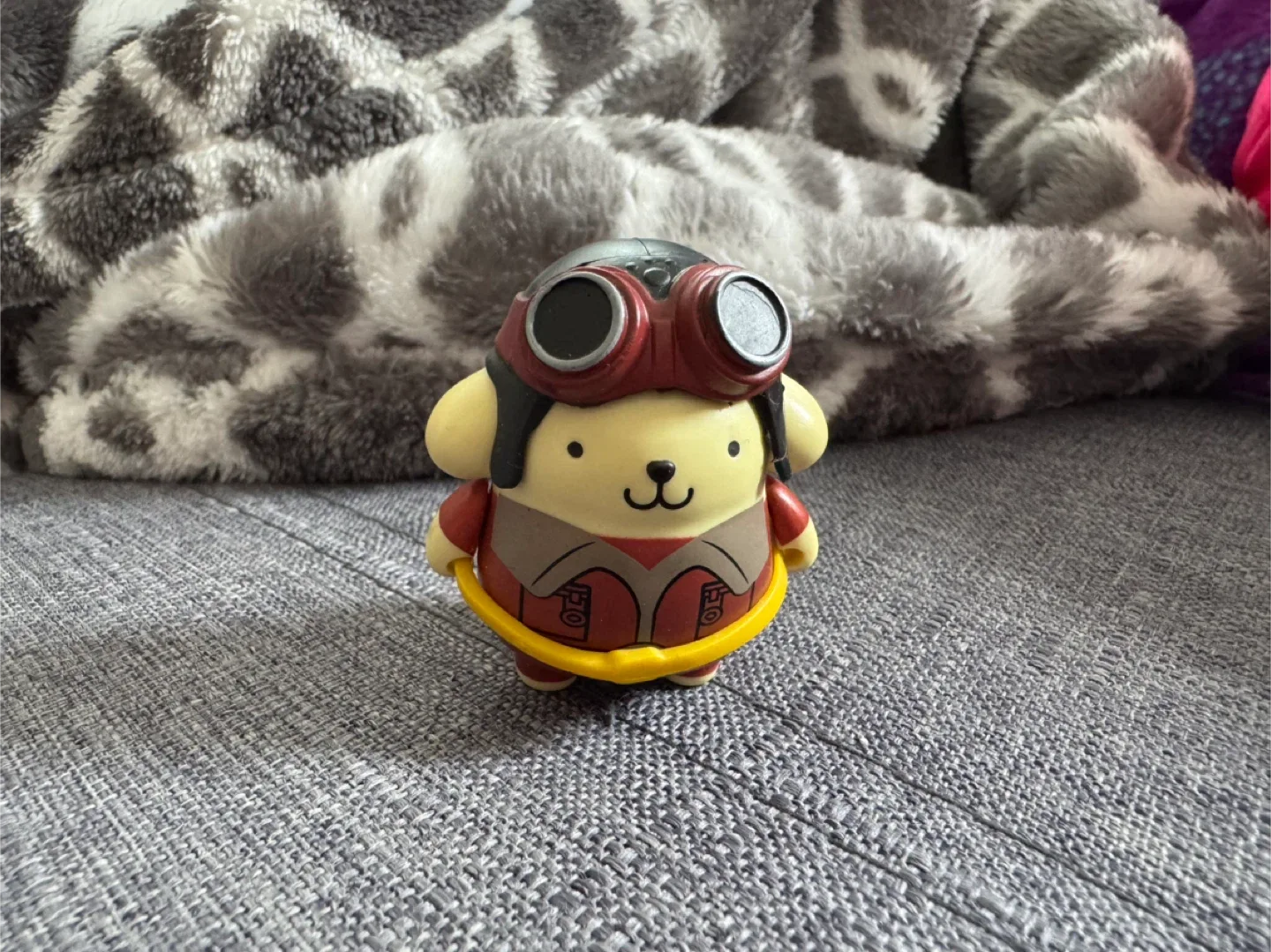 Mini Pompompurin figurine thumbnail