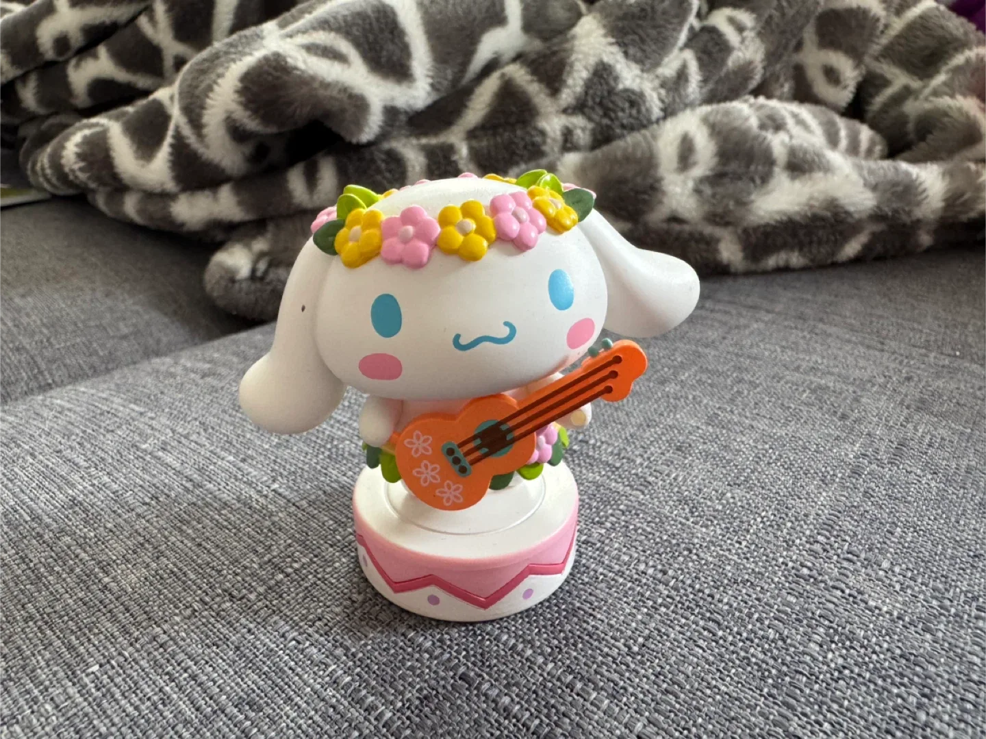 Cinnamaroll Sanrio figurine thumbnail